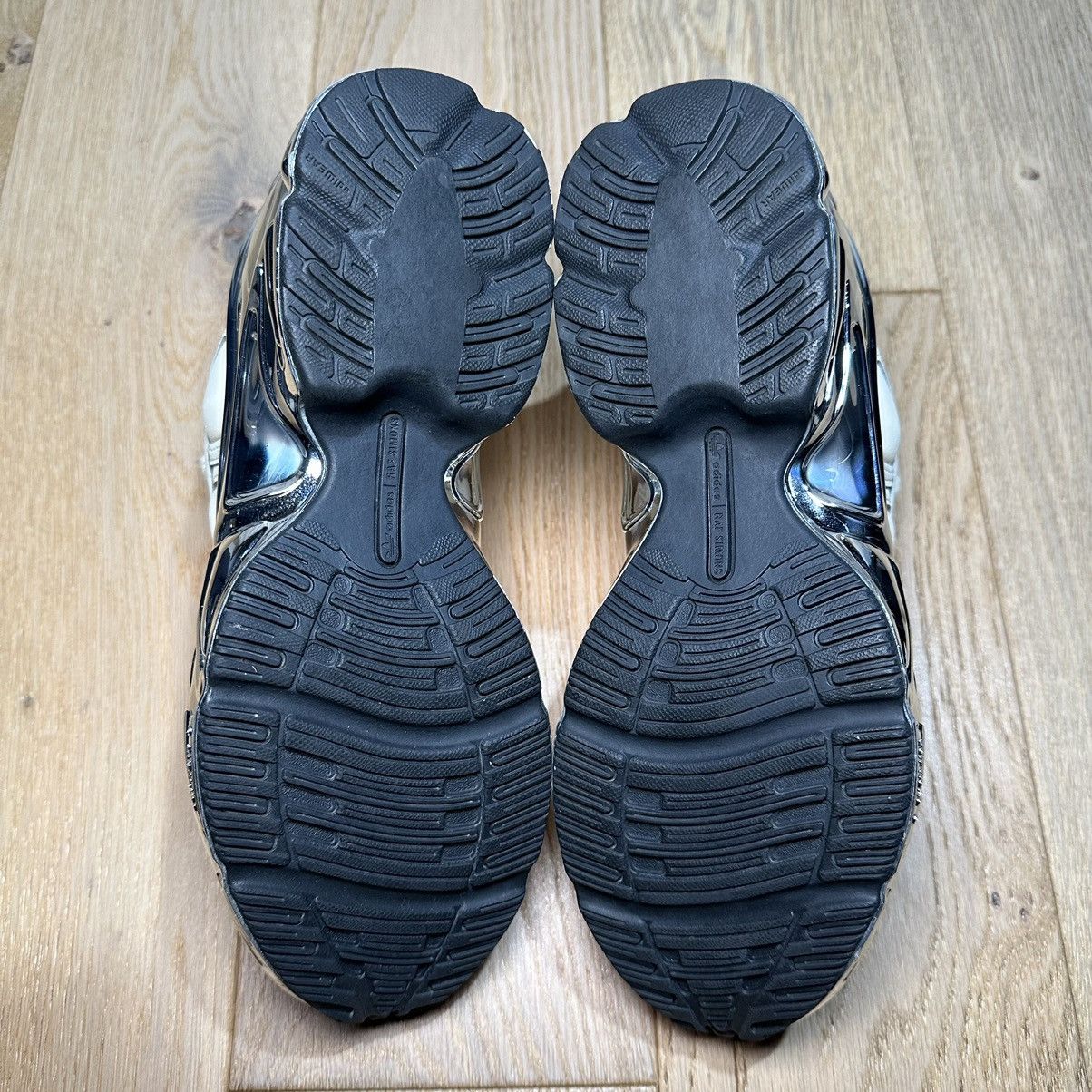 Adidas × Raf Simons adidas Ozweego Raf Simons Cream White Metallic Silver Size US 7 / EU 40 - 6 Thumbnail
