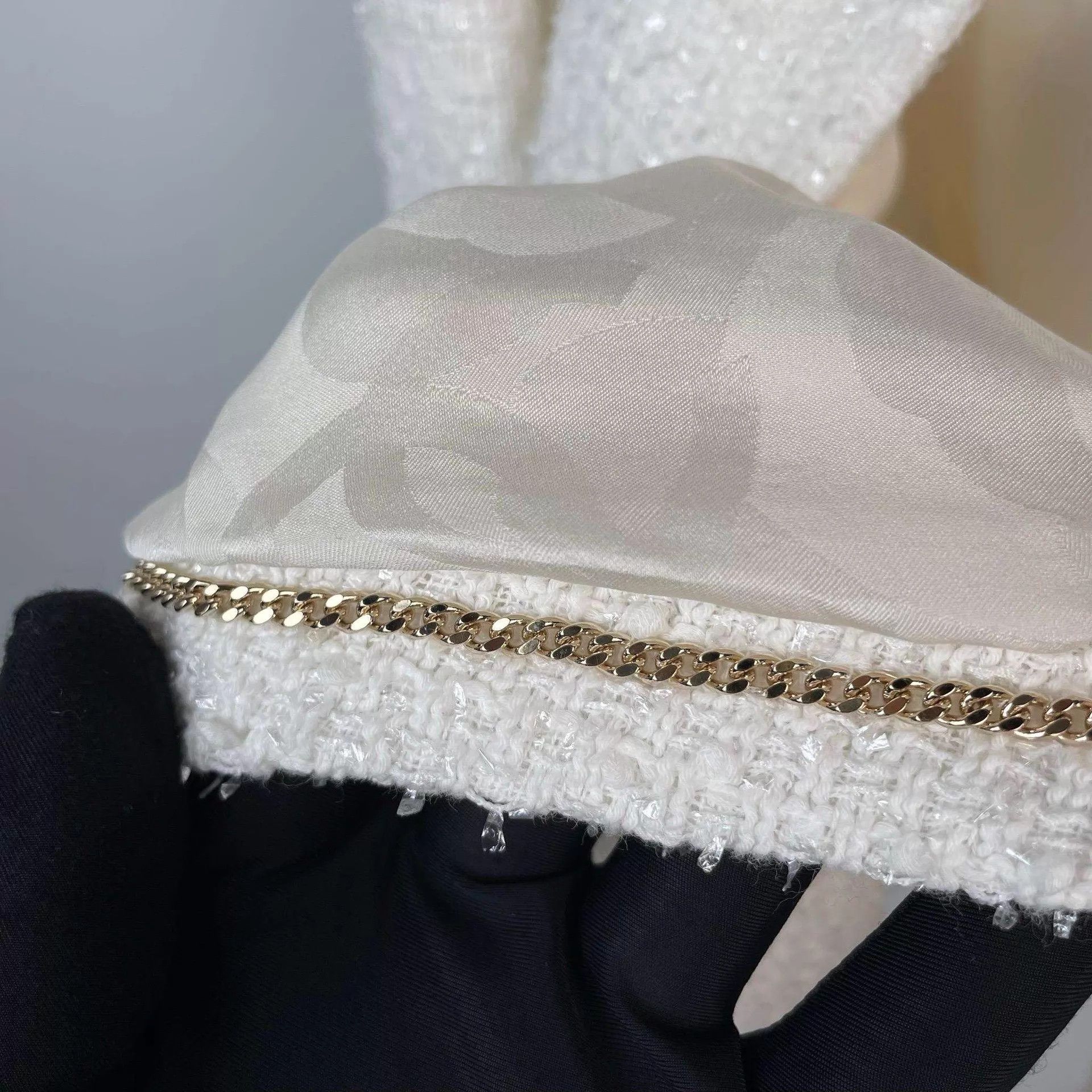 Chanel Chanel 19SS White Collar Tweed Jacket 44 Size L / US 10 / IT 46 - 6 Thumbnail