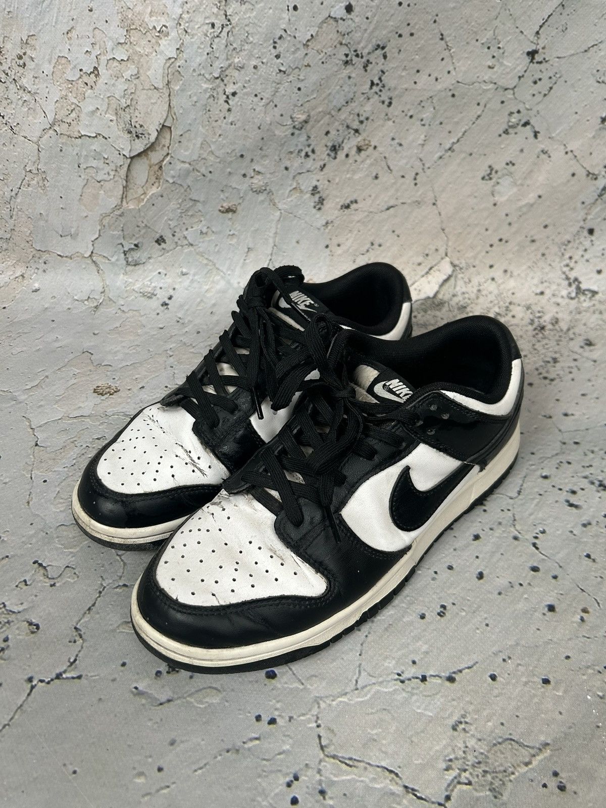 Nike Nike Dunk Panda Low Black White Streetwear Sneakers Hype Size US 8.5 / EU 41-42 - 2 Thumbnail