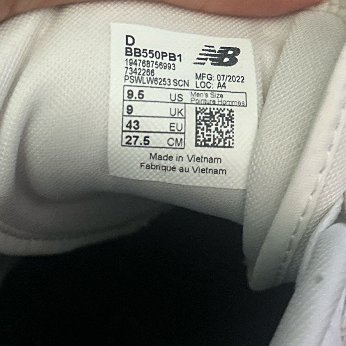 New Balance new balance 550 Size US 9.5 / EU 42-43 - 6 Thumbnail