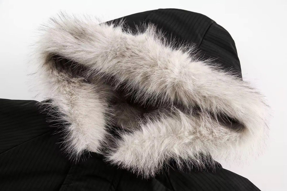 Designer Winter Autumn Warm Fur Collar Hooded Quilted Padded Jacket Size US S / EU 44-46 / 1 - 5 Thumbnail