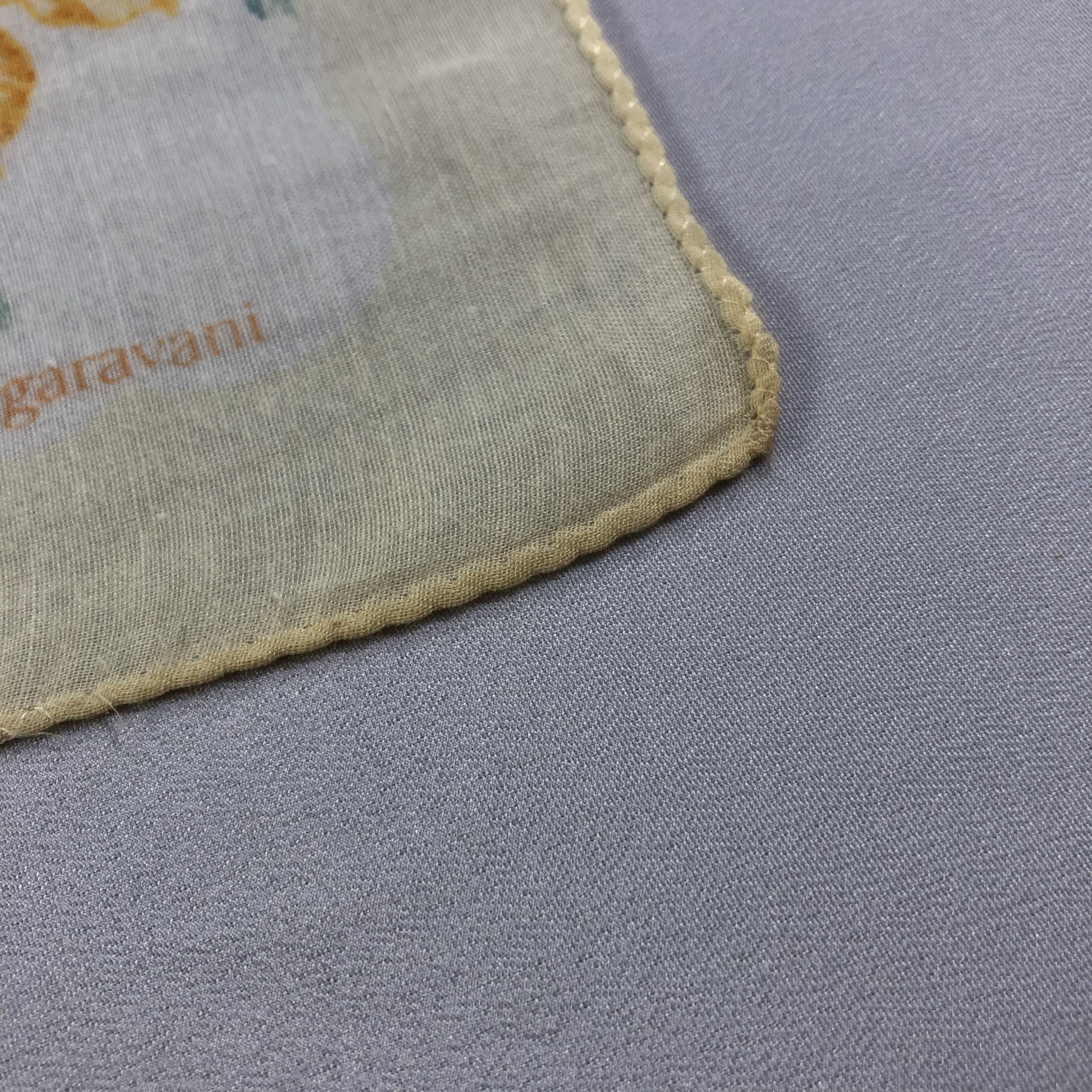 Japanese Brand Valentino Garavani Handkerchief Neckerchief Bandana H1986 Size ONE SIZE - 7 Thumbnail
