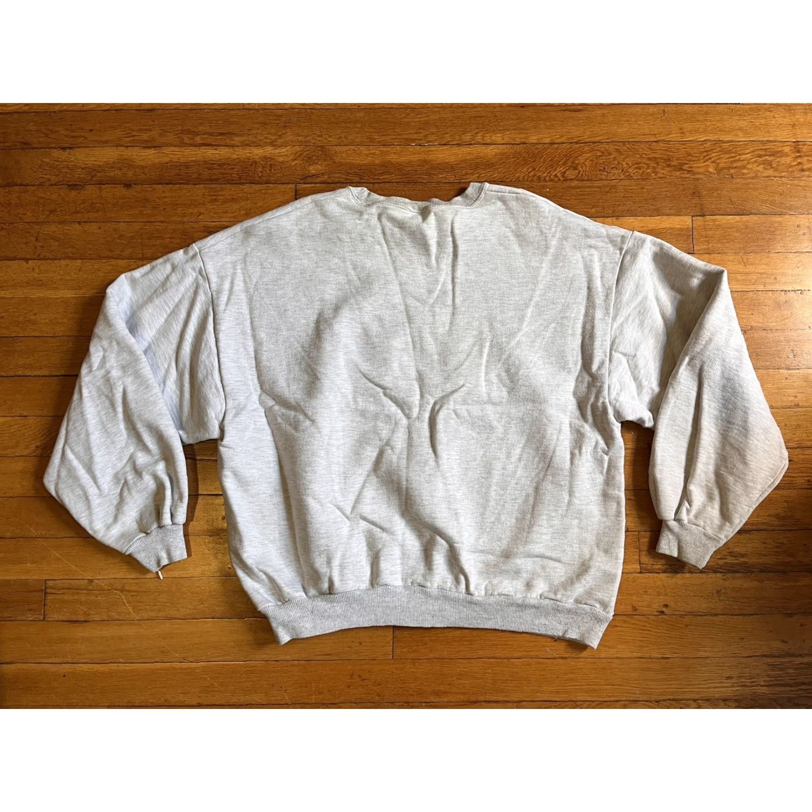 Vintage VINTAGE Beaver Creek Sweatshirt Men's XL Gray Anchorage Alaska 90s Graphic Print Pullover Crew Neck Size US XL / EU 56 / 4 - 6 Thumbnail