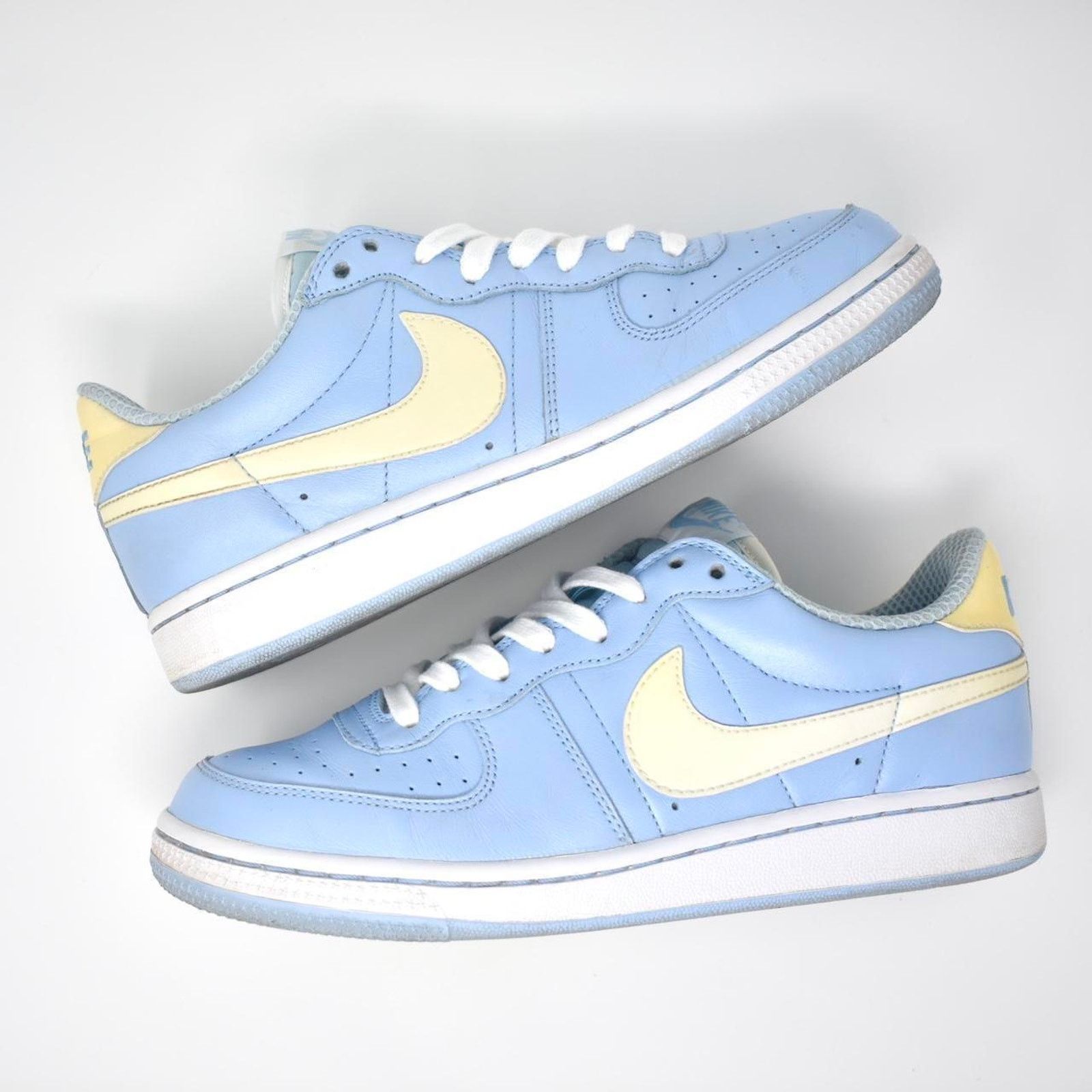 Nike 2006 Nike Legend Low “Ice Blue” Size US 8.5 / IT 38.5 - 2 Thumbnail