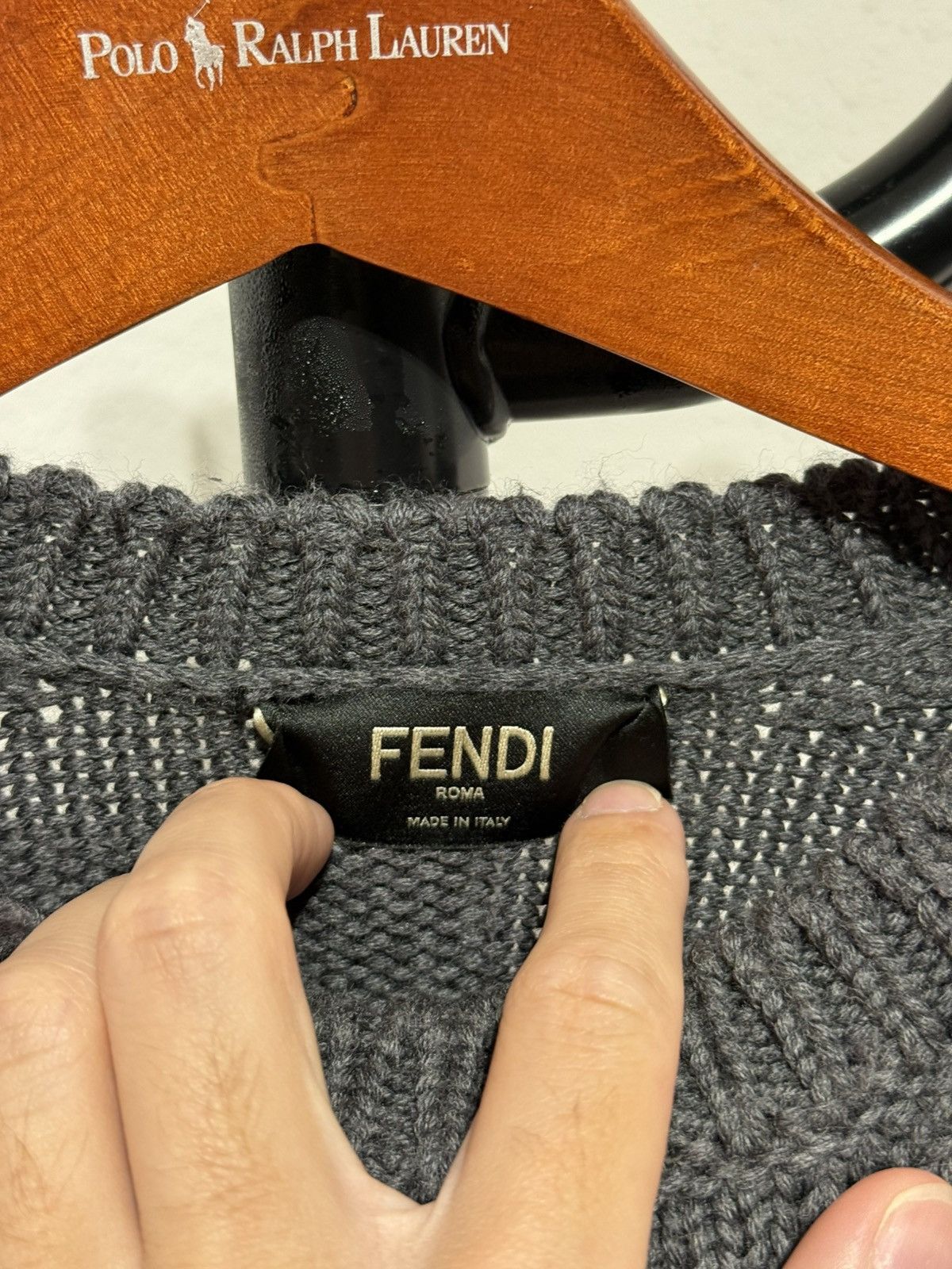 Fendi FENDI Logo Knitted Sweater Size US L / EU 52-54 / 3 - 3 Thumbnail