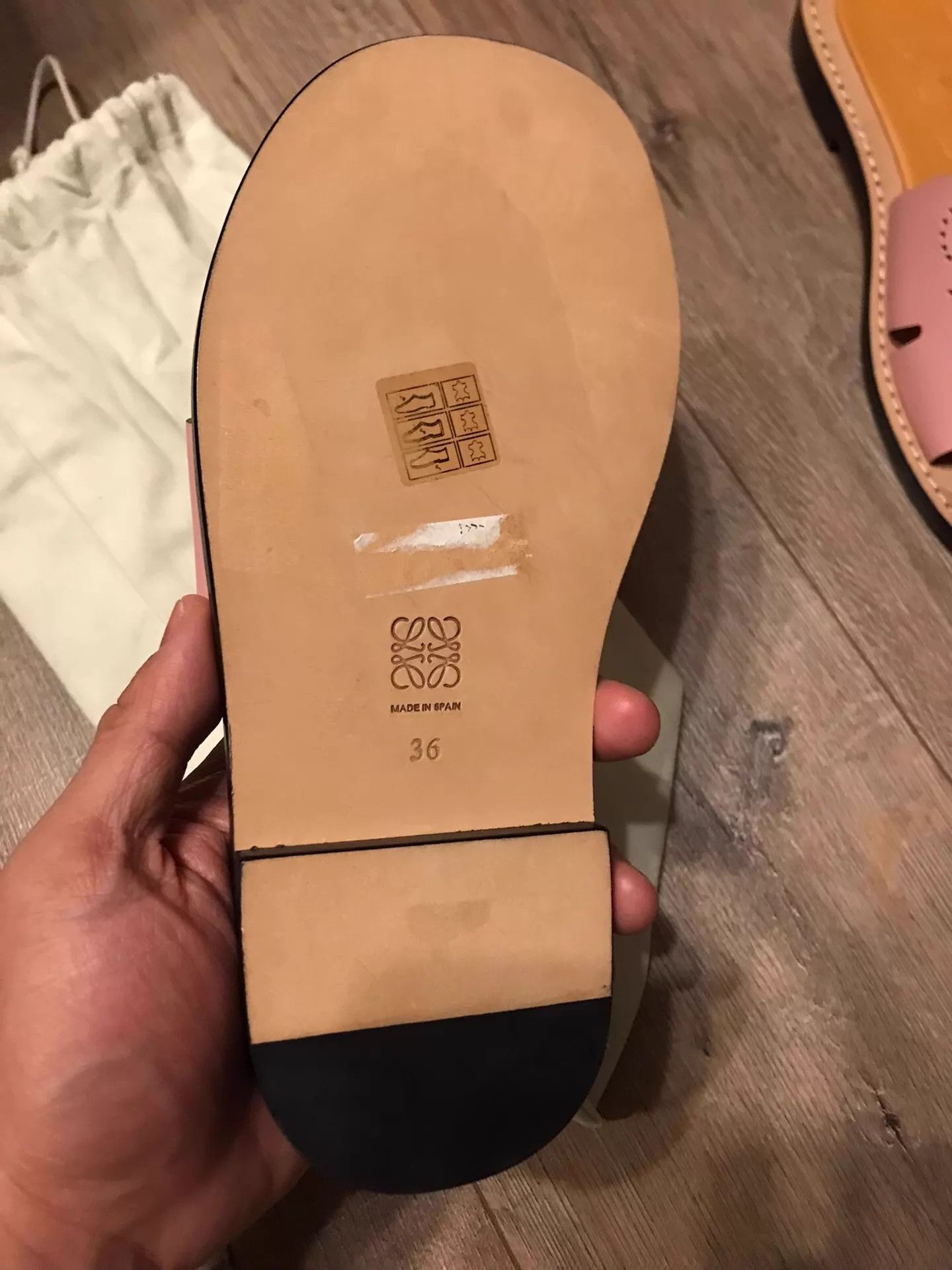 Loewe Loewe Leather Cutout Logo Slippers 36 (New, Dust Bag Only) Size US 5.5 / IT 35.5 - 5 Thumbnail