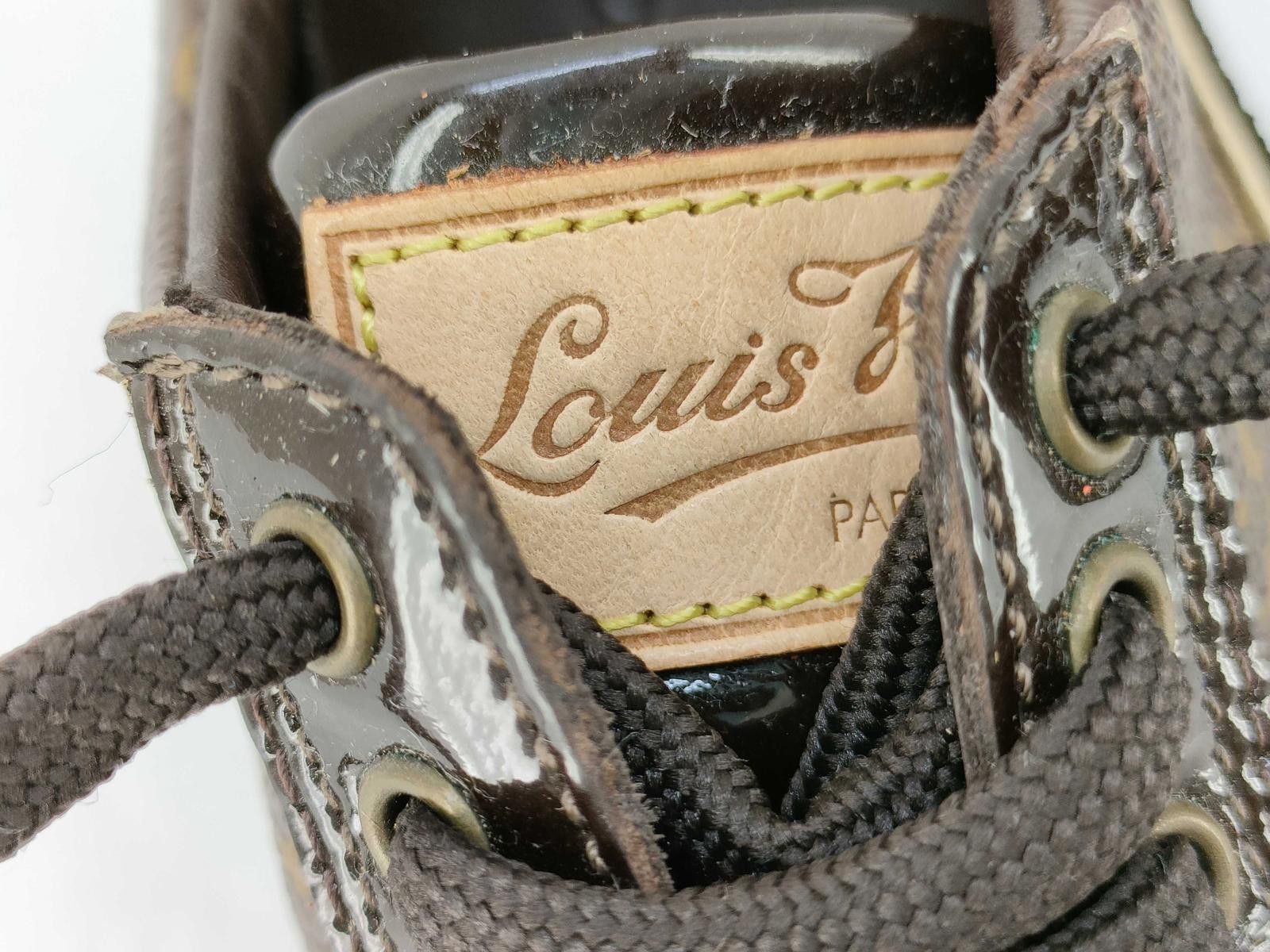 Louis Vuitton Kid's Louis Vuitton Monogram Sneakers Size US 5 / EU 37 - 7 Thumbnail