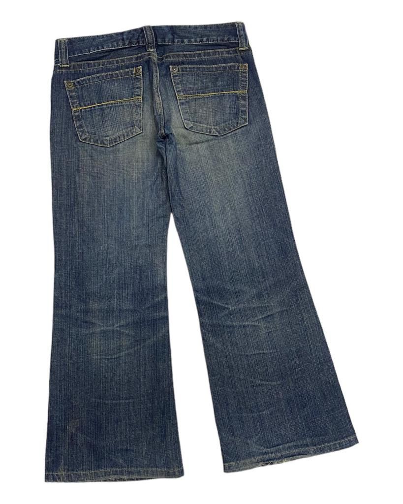 Japanese Brand × Jun Takahashi VINTAGE UNIQLO JAPAN FLARE BOYFRIEND DISTRESSED DENIM JEANS Size US 32 / EU 48 - 4 Thumbnail