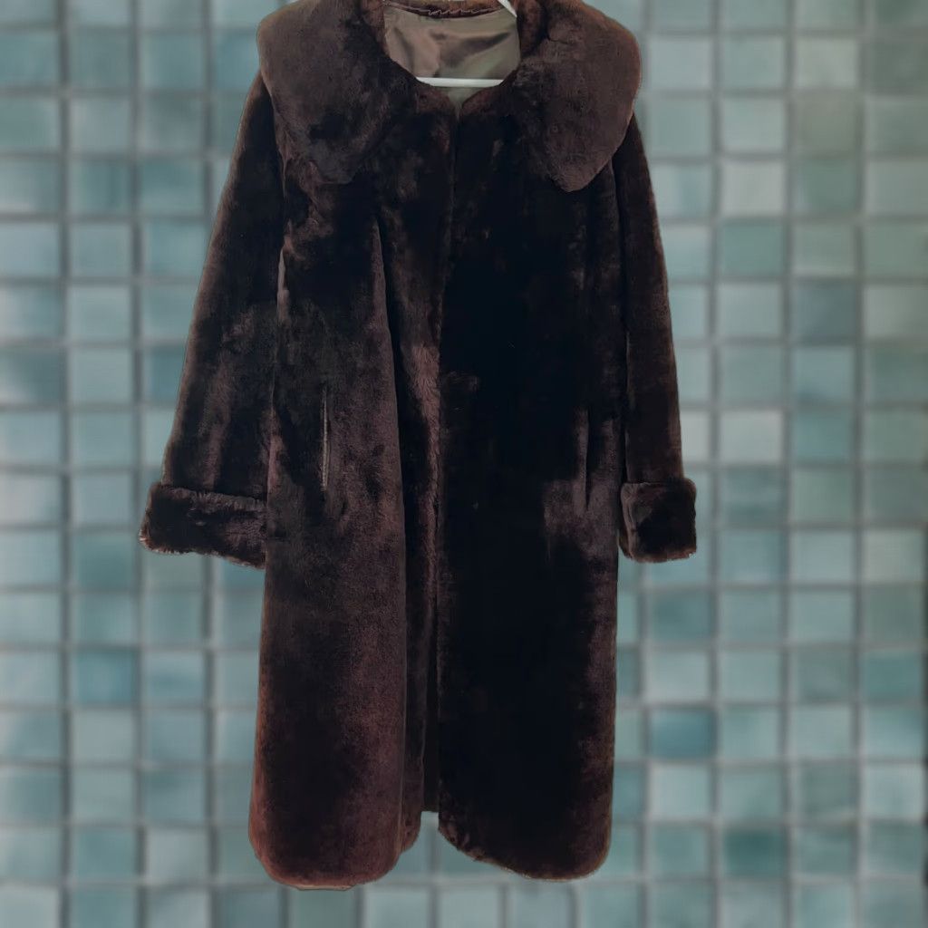 Vintage VINTAGE Label Authority Brown Fur Long Coat Jacket - Long Coat - Womens - Size L - 3/4 Sleeve - Zipper - Inner Pockets - Winter - Casual - Regular Fit Size L / US 10 / IT 46 - 1 Thumbnail