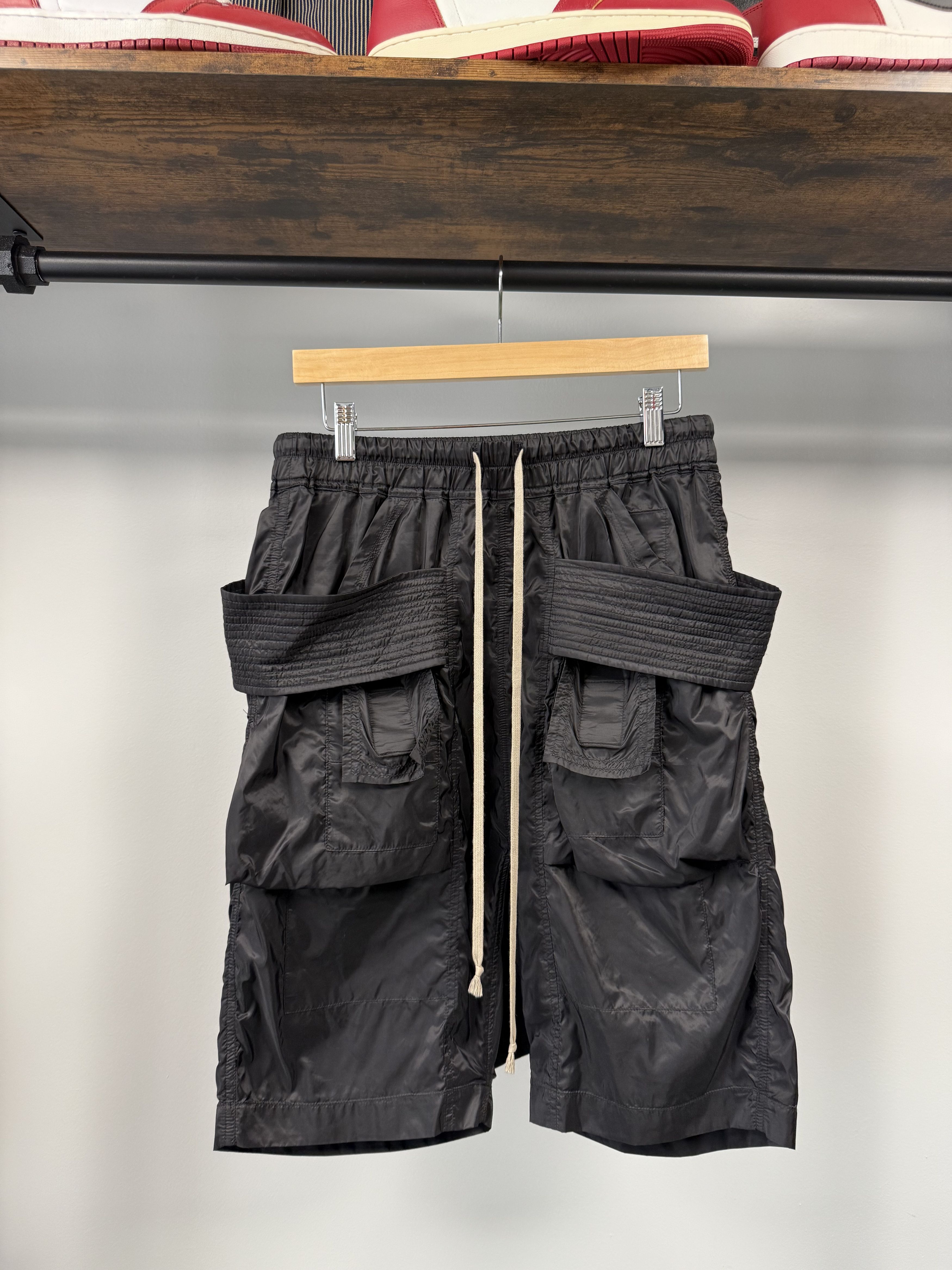 Rick Owens Rick Owens Creatch Cargo Shorts "Black" - S Size US 32 / EU 48 - 1 Thumbnail