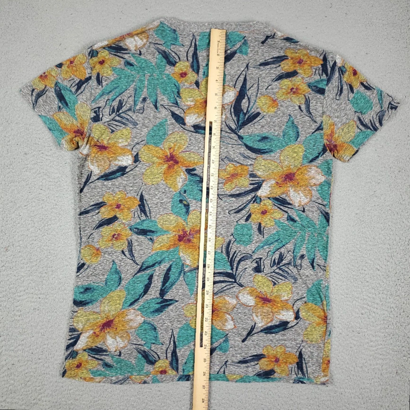 Aeropostale Aeropostale Gray Floral Regular Fit Short Sleeve T-Shirt Adult Small Size US S / EU 44-46 / 1 - 4 Thumbnail