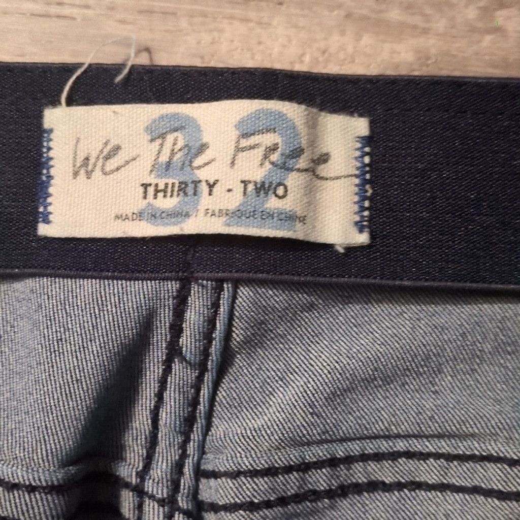 Free People Free People Bell Bottom Flare Pull On Jeans Size 32 Size 32" / US 10 / IT 46 - 3 Thumbnail