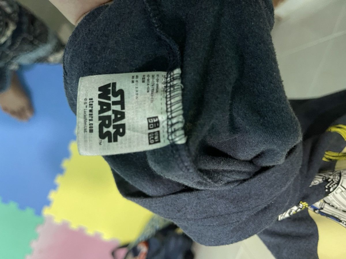 Uniqlo Uniqlo x starwars tshirt Size US XL / EU 56 / 4 - 5 Thumbnail