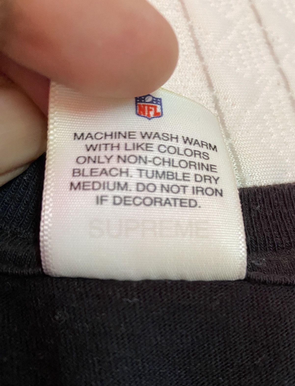 NFL × Supreme Supreme X Raiders X NFL Size US M / EU 48-50 / 2 - 5 Thumbnail