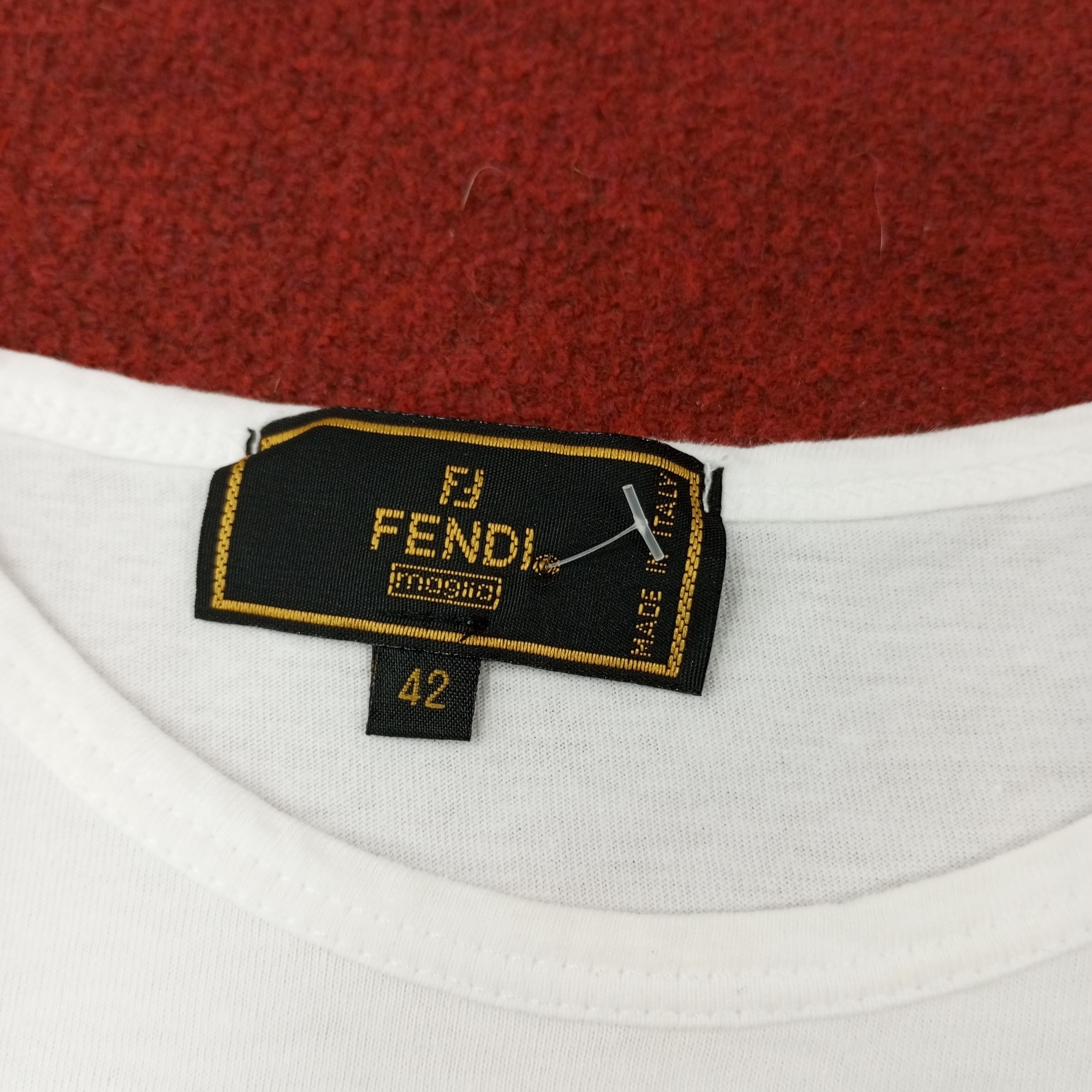 Vintage Fendi Italian Fashion Brand Tshirt C219N43 Size US M / EU 48-50 / 2 - 4 Thumbnail