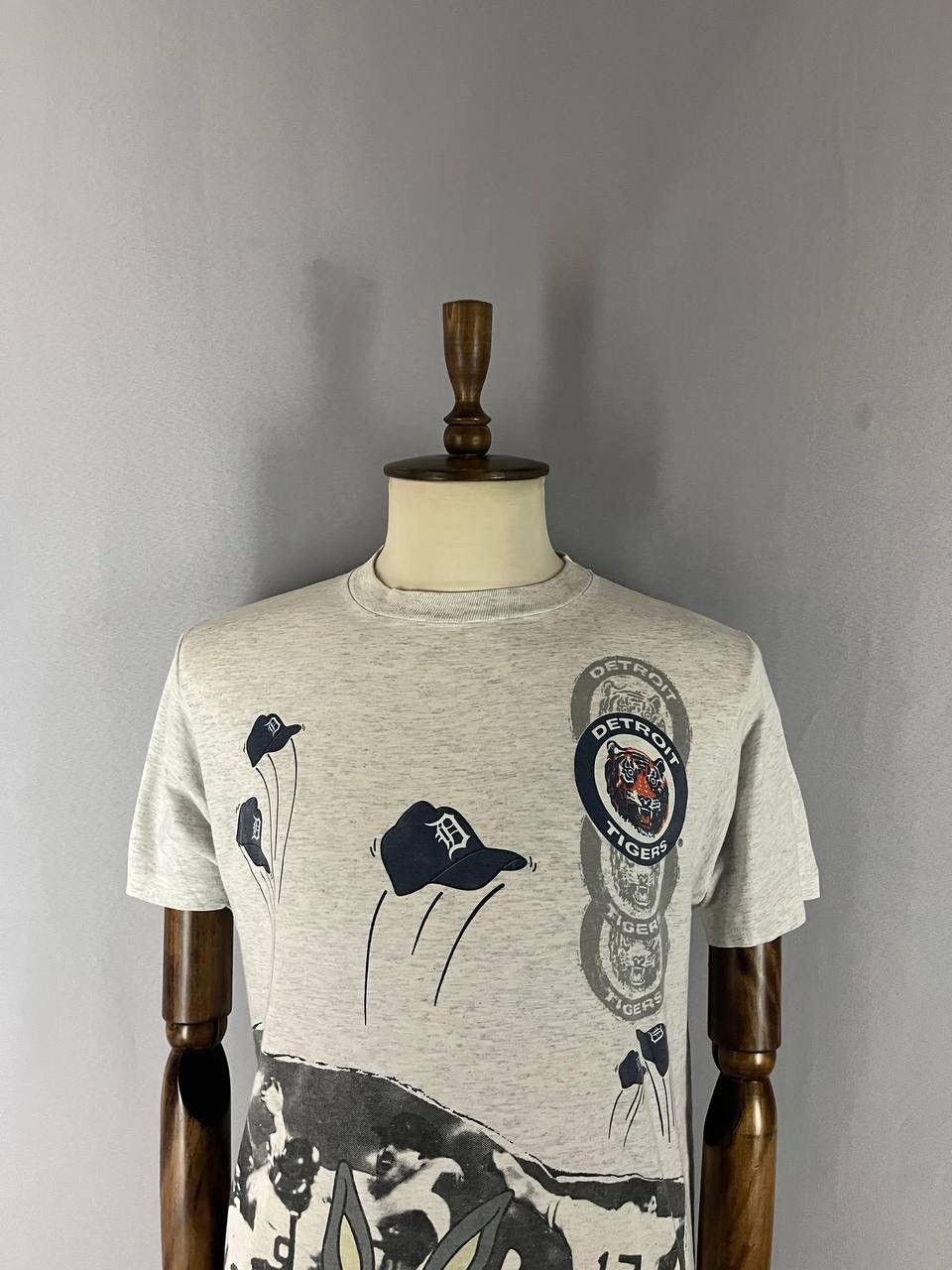 MLB MLB Detroit Tigers Tee T Shirt Vintage Warner Bros Size US L / EU 52-54 / 3 - 2 Thumbnail