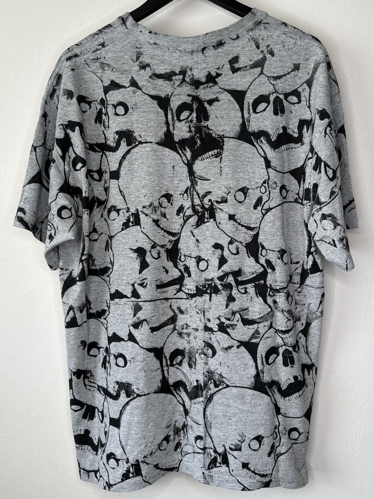 Nike × Vintage Vintage Nike Y2K Silver Tag Custom Skulls AOP T Shirt Size US XL / EU 56 / 4 - 11 Thumbnail