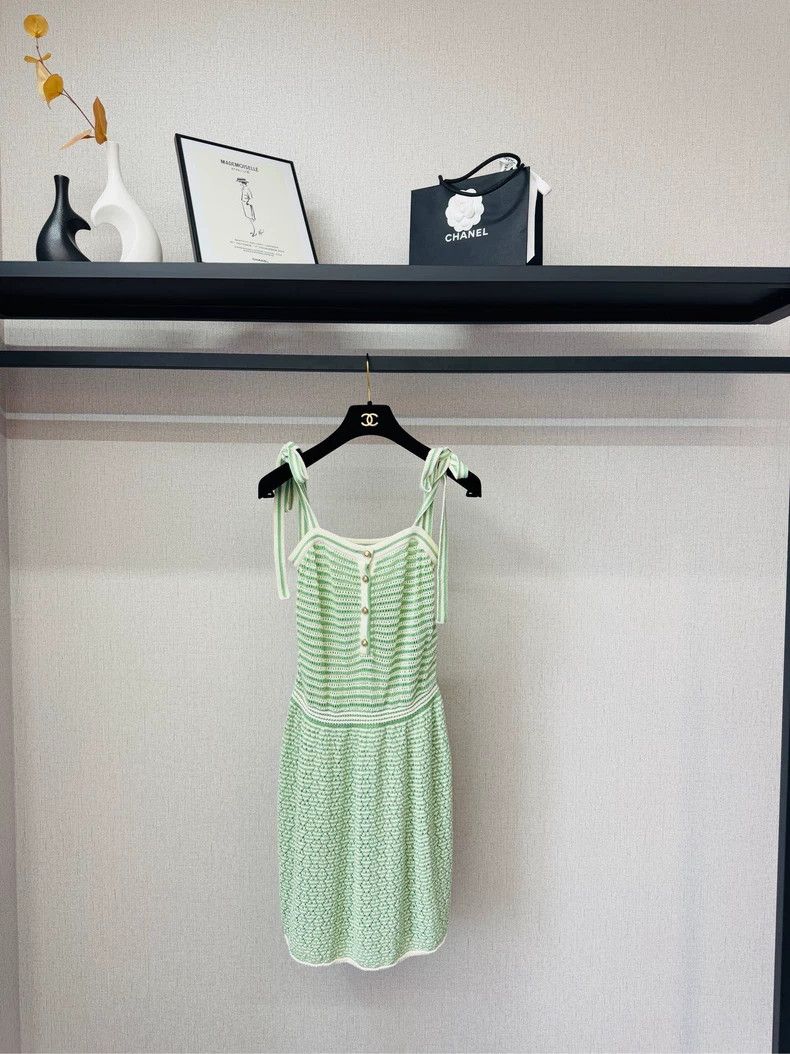 Chanel Chanel Mint Green Strap Dress- DMC Size 34" / US 12 / IT 48 - 1 Thumbnail