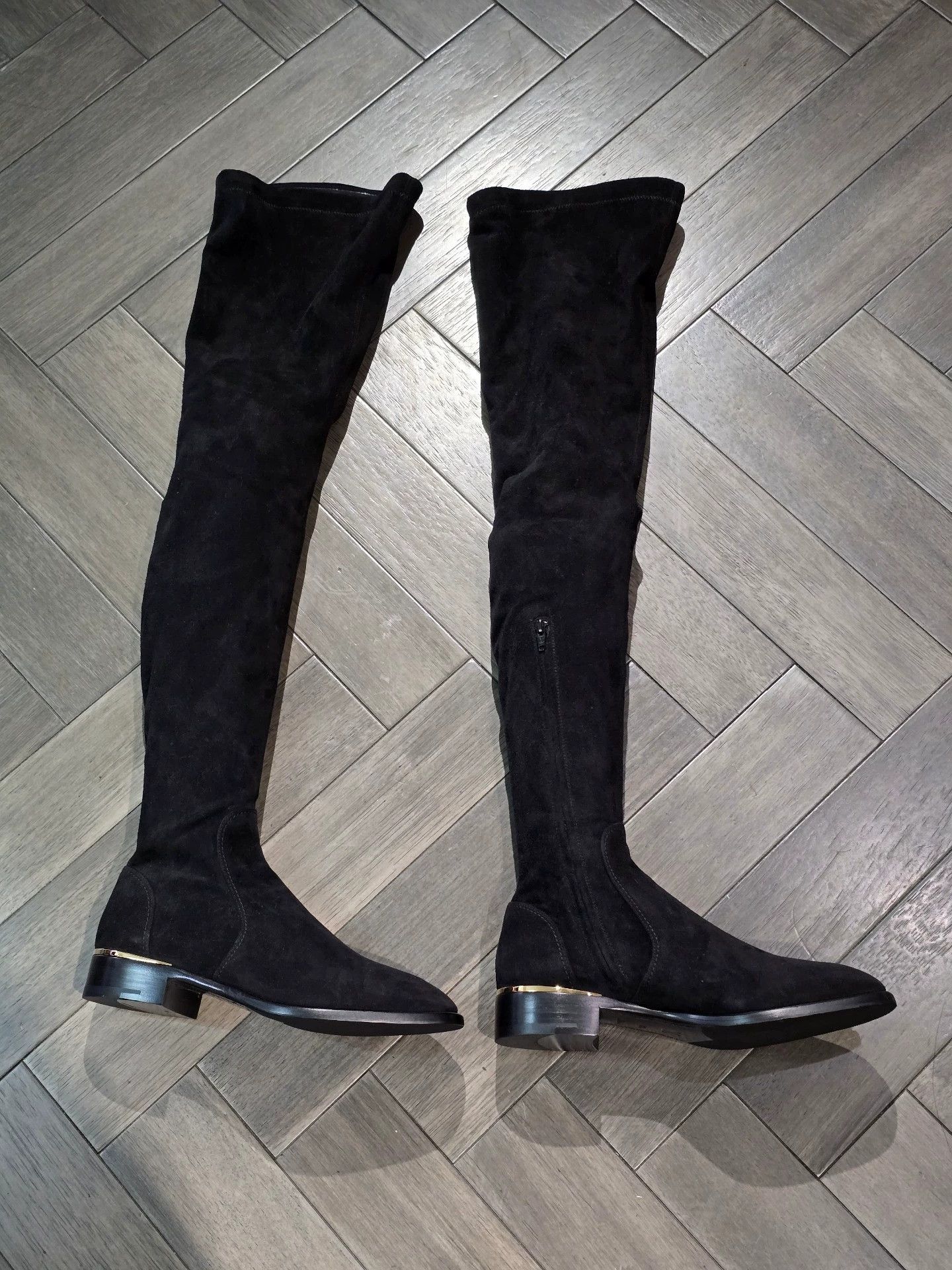 Louis Vuitton Louis Vuitton black suede side-zip over-the-knee boots Size US 8 / IT 38 - 1 Thumbnail