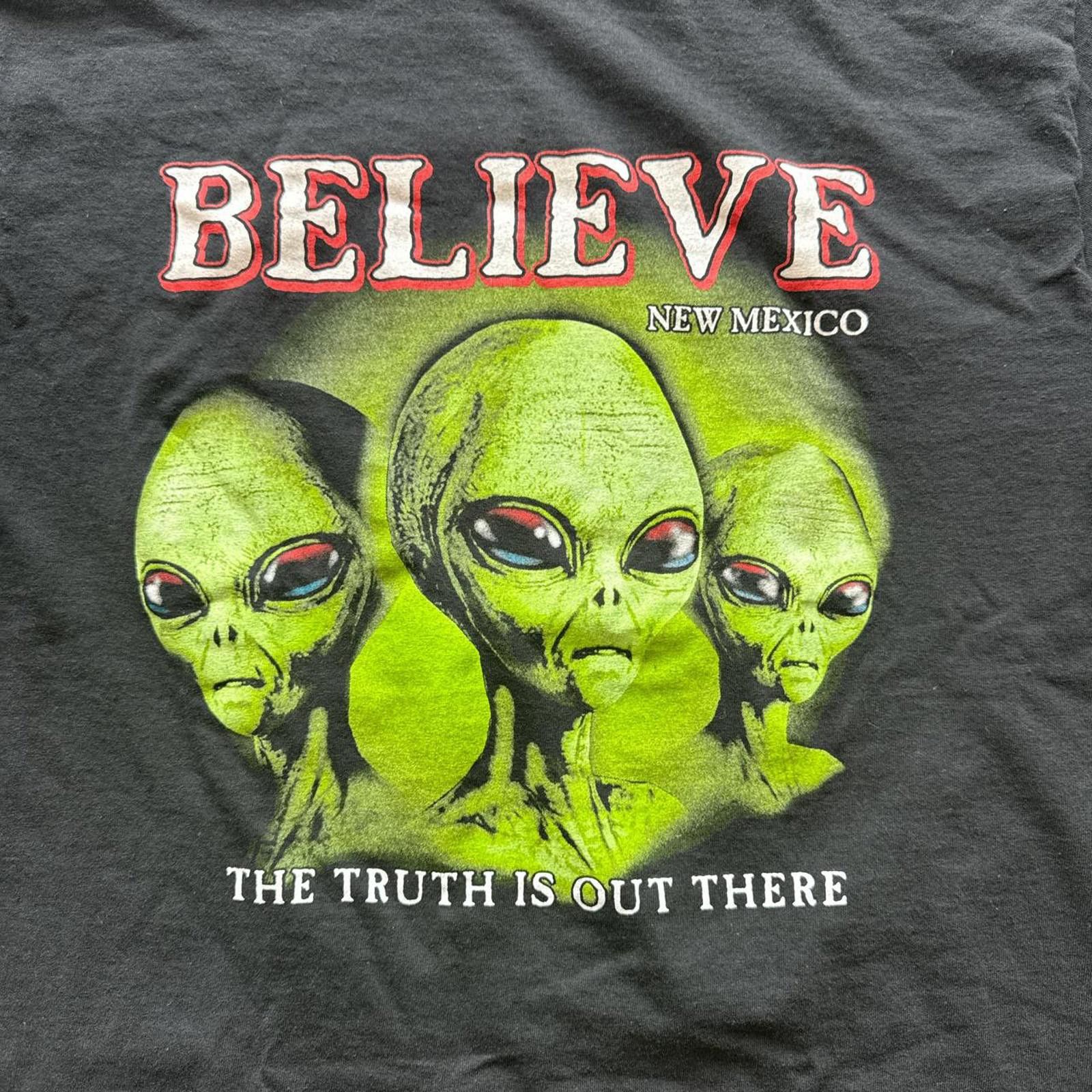 Other Fantasy "Believe The Truth Is Out There" Alien Y2k T-Shirt Size US M / EU 48-50 / 2 - 3 Thumbnail