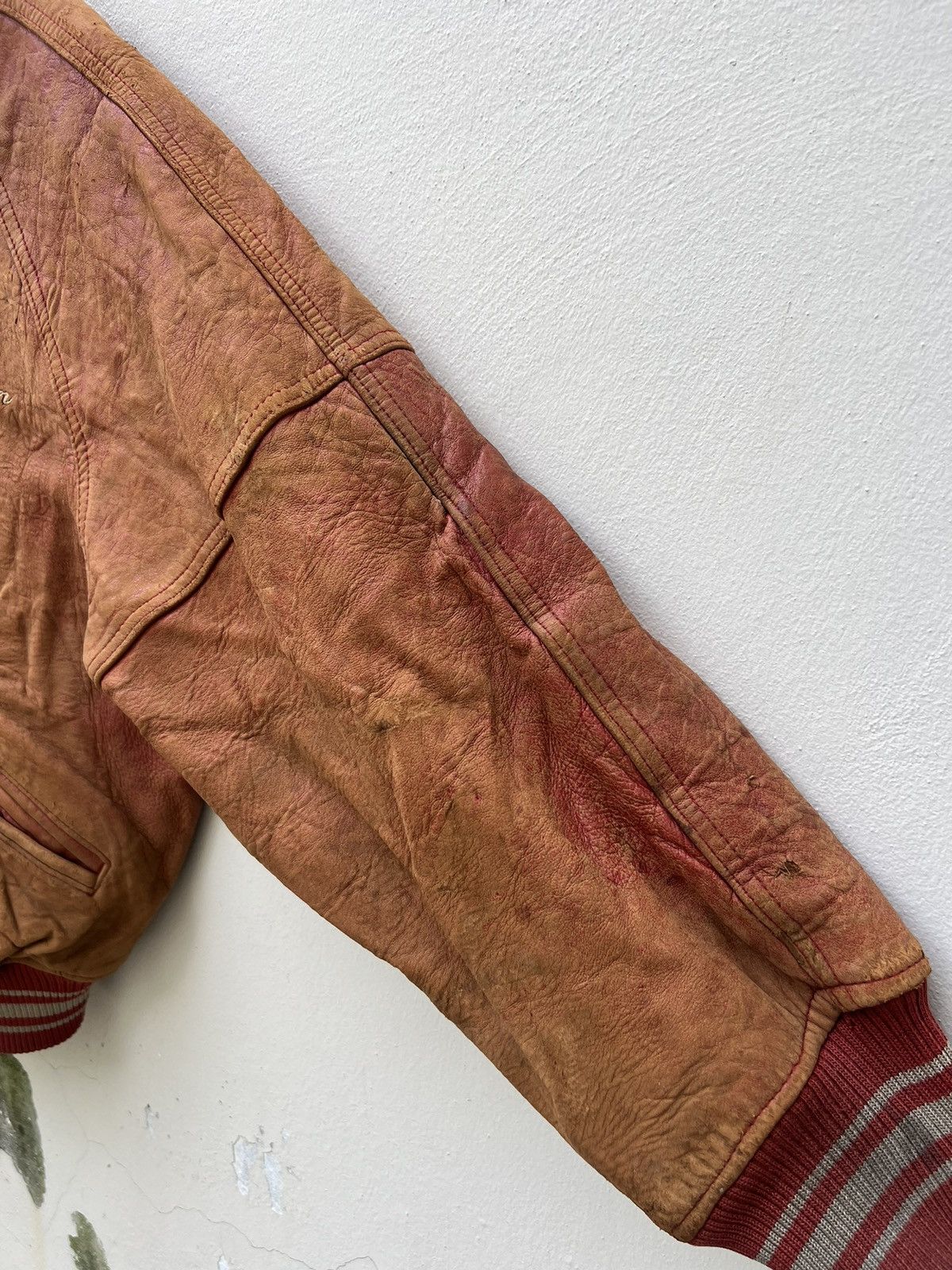 Avirex Vintage 80s 90s Avirex Trashed Leather Flight Bomber Jacket Size US L / EU 52-54 / 3 - 18 Thumbnail