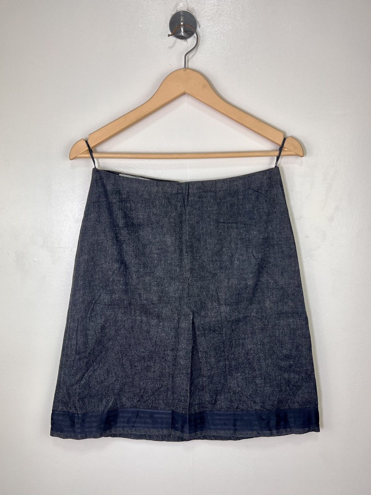 Miu Miu 90s MIUMIU DENIM SKIRT Size 28" / US 6 / IT 42 - 1 Thumbnail
