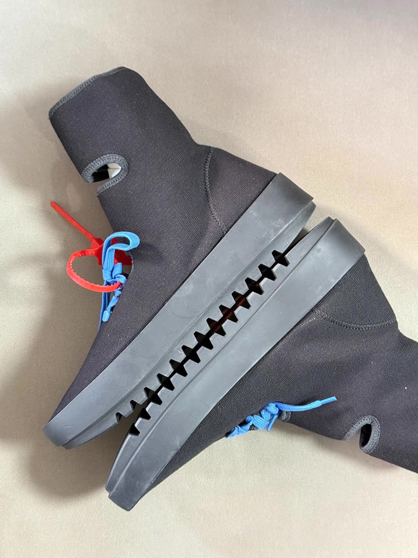 Off-White OFF-WHITE Motowrap Black fashion sneakers。 Ｑ20 Size US 8 / EU 41 - 4 Thumbnail