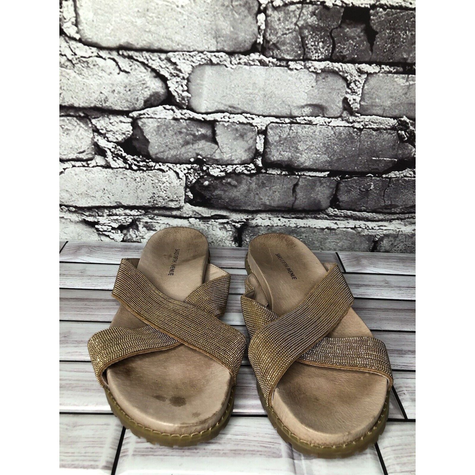 Saks Fifth Avenue Saks Fifth Avenue Tan Gold Beaded Slide Leather Casual Sanda Size US 6 / IT 36 - 11 Thumbnail