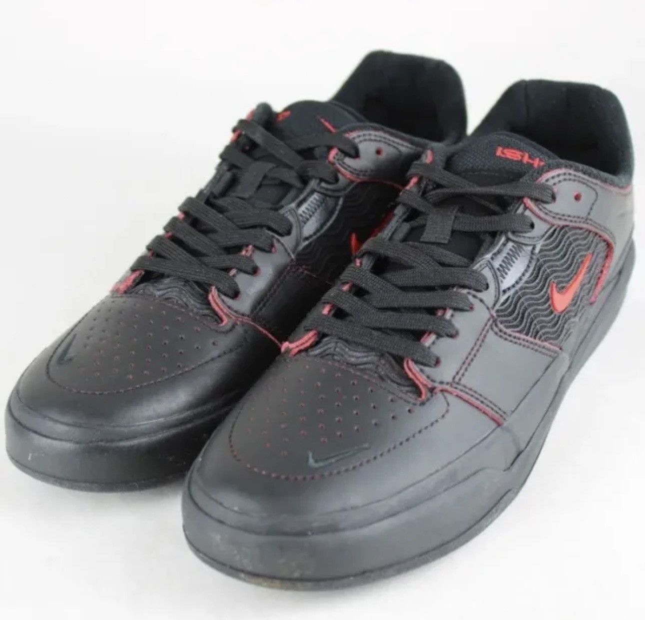image of Nike Sb Ishod Wair Premium Prm Mens Skateboarding Shoes Blac in Black (Size 10.5)