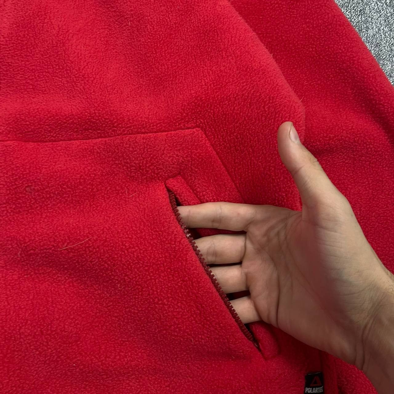 Berghaus Vintage Berghaus 90s Full Zipp Fleece Jacket Red Mens Size M Size US M / EU 48-50 / 2 - 3 Thumbnail