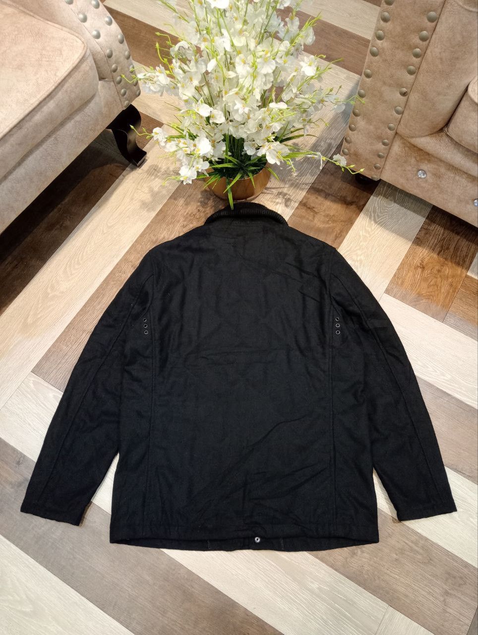 JW Anderson × Uniqlo J.W.ANDERSON X UNIQLO BLACK JACKET - SIZE L Size US L / EU 52-54 / 3 - 11 Thumbnail