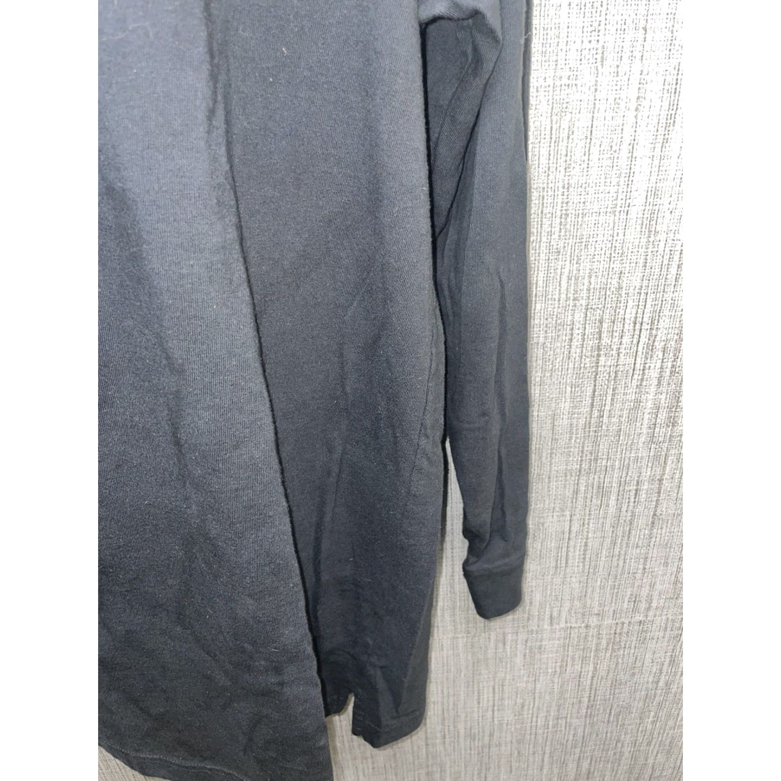 Duluth Trading Company Duluth Trading Company T-Shirt Black Long Sleeve Mens L 100% Cotton Relaxed Fit Longtail T Size US L / EU 52-54 / 3 - 4 Thumbnail
