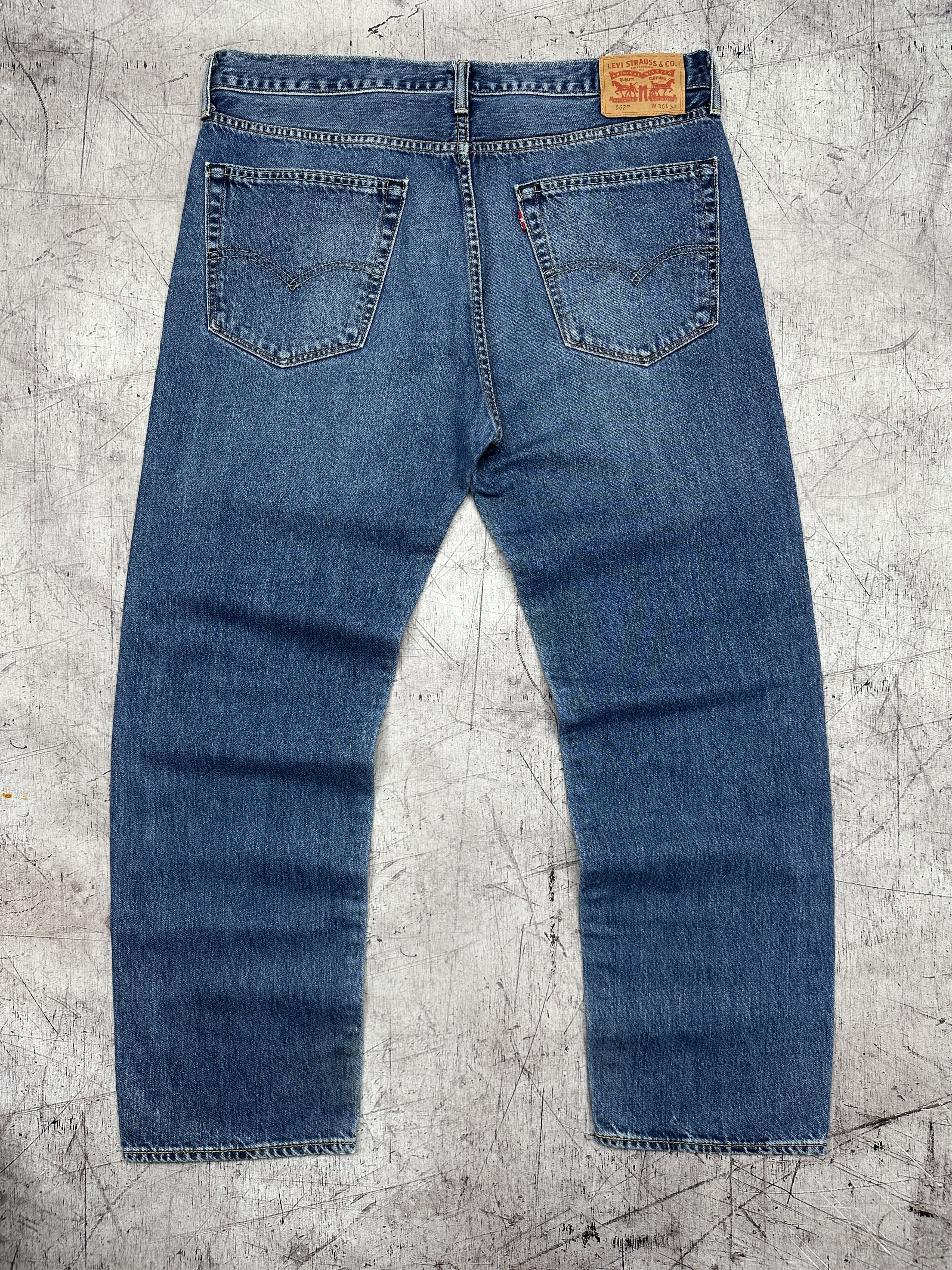 Levi's Levi's 562 Mens Denim Pants Jeans Size 36 x 32 Size US 36 / EU 52 - 1 Thumbnail