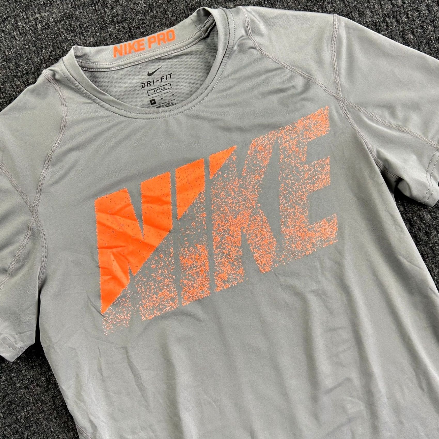 Nike Nike Pro Shirt M Gray Orange Dri-Fit Combat Compression Training Pro Nike Pro Combat Shirt M Gray Orange Dri-Fit Combat Compression Training Size US M / EU 48-50 / 2 - 3 Thumbnail
