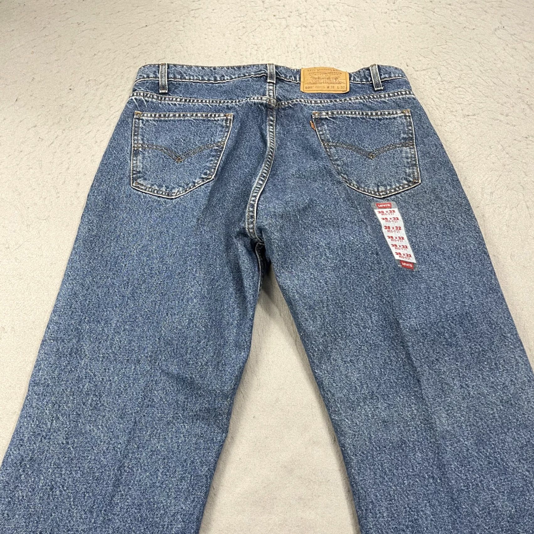 Levi's VINTAGE Levi's 505 Jeans Mens 38x32 Blue Orange Tab Regular Straight DEADSTOCK Size US 38 / EU 54 - 5 Thumbnail