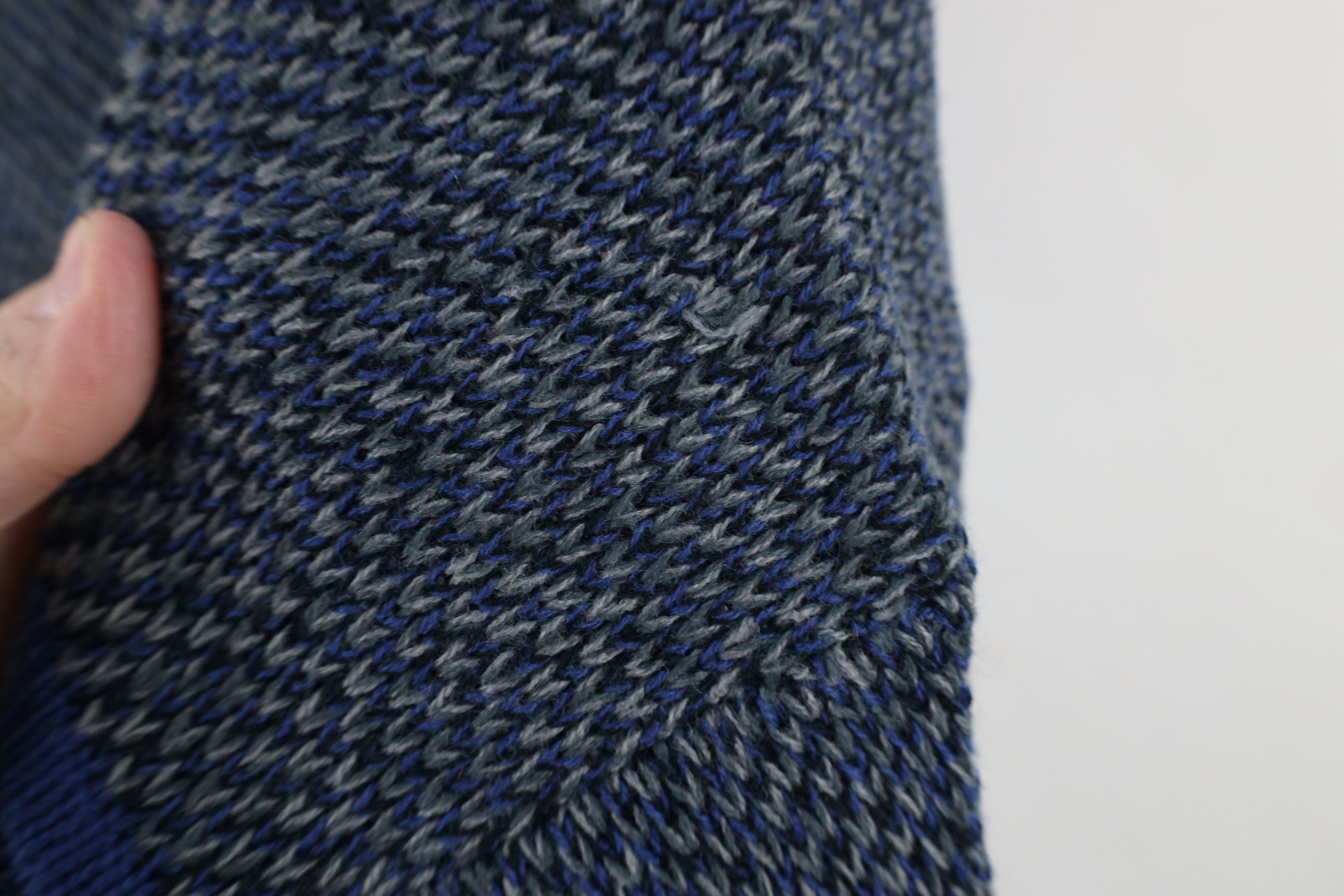Vintage Vintage 90s Streetwear Block Ribbed Knit Crewneck Sweater Size US L / EU 52-54 / 3 - 5 Thumbnail
