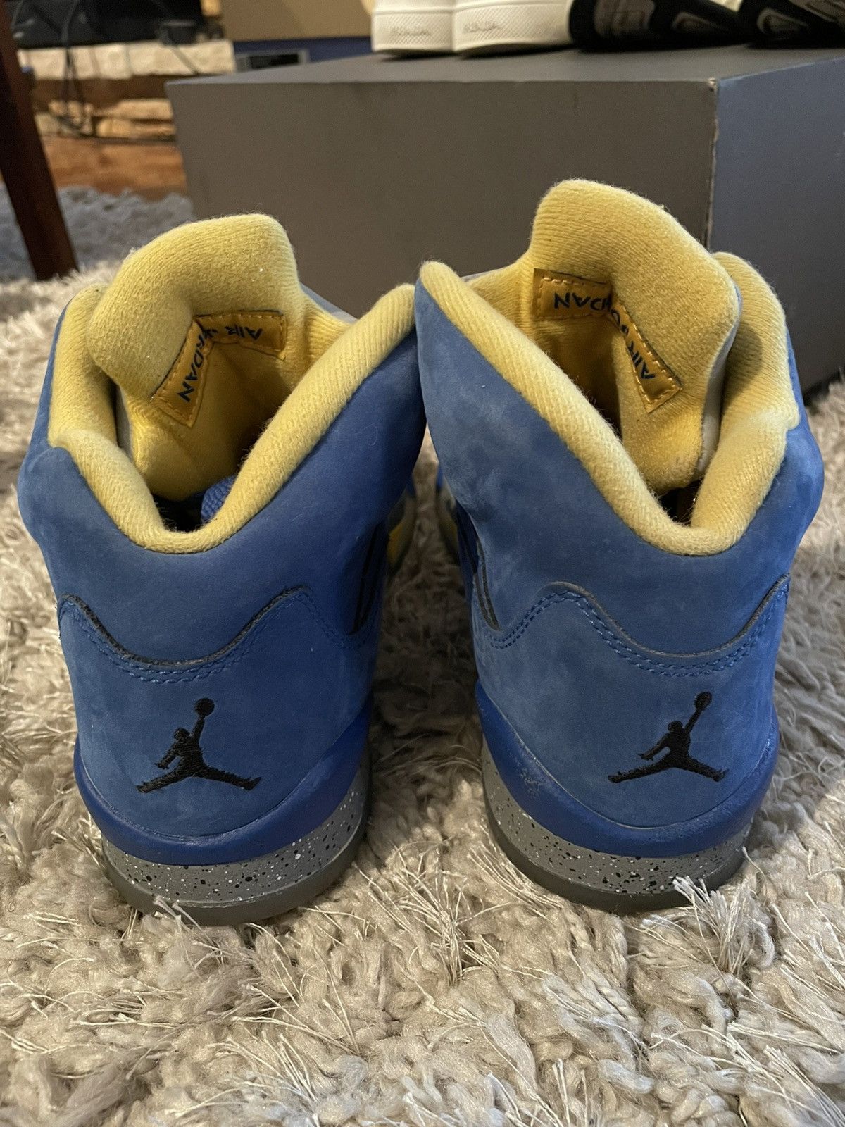 Jordan Brand Jordan 5 Laney GS Size US 8 / IT 38 - 6 Thumbnail