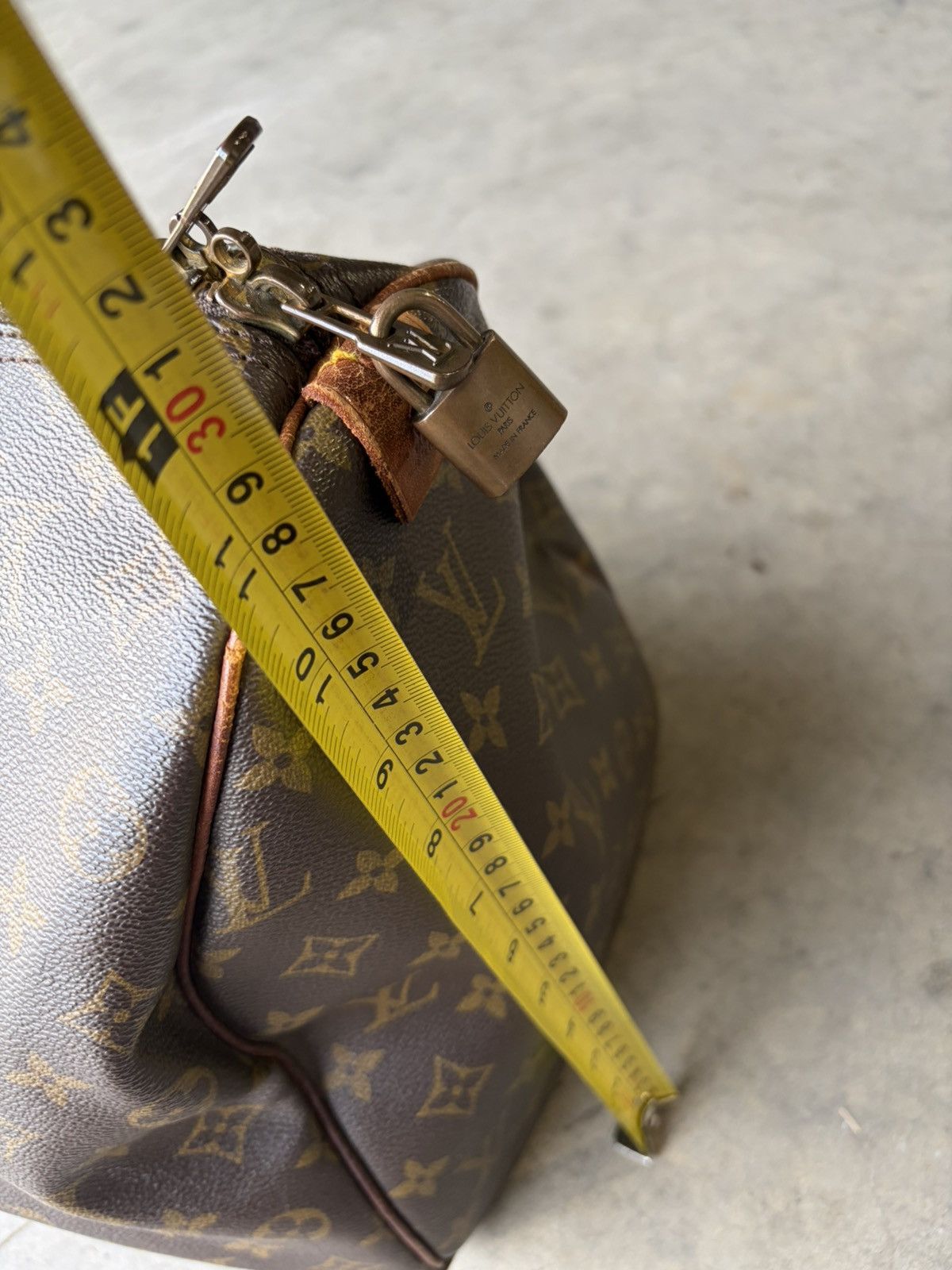 Louis Vuitton Louis Vuitton Duffle Bag Size ONE SIZE - 6 Thumbnail