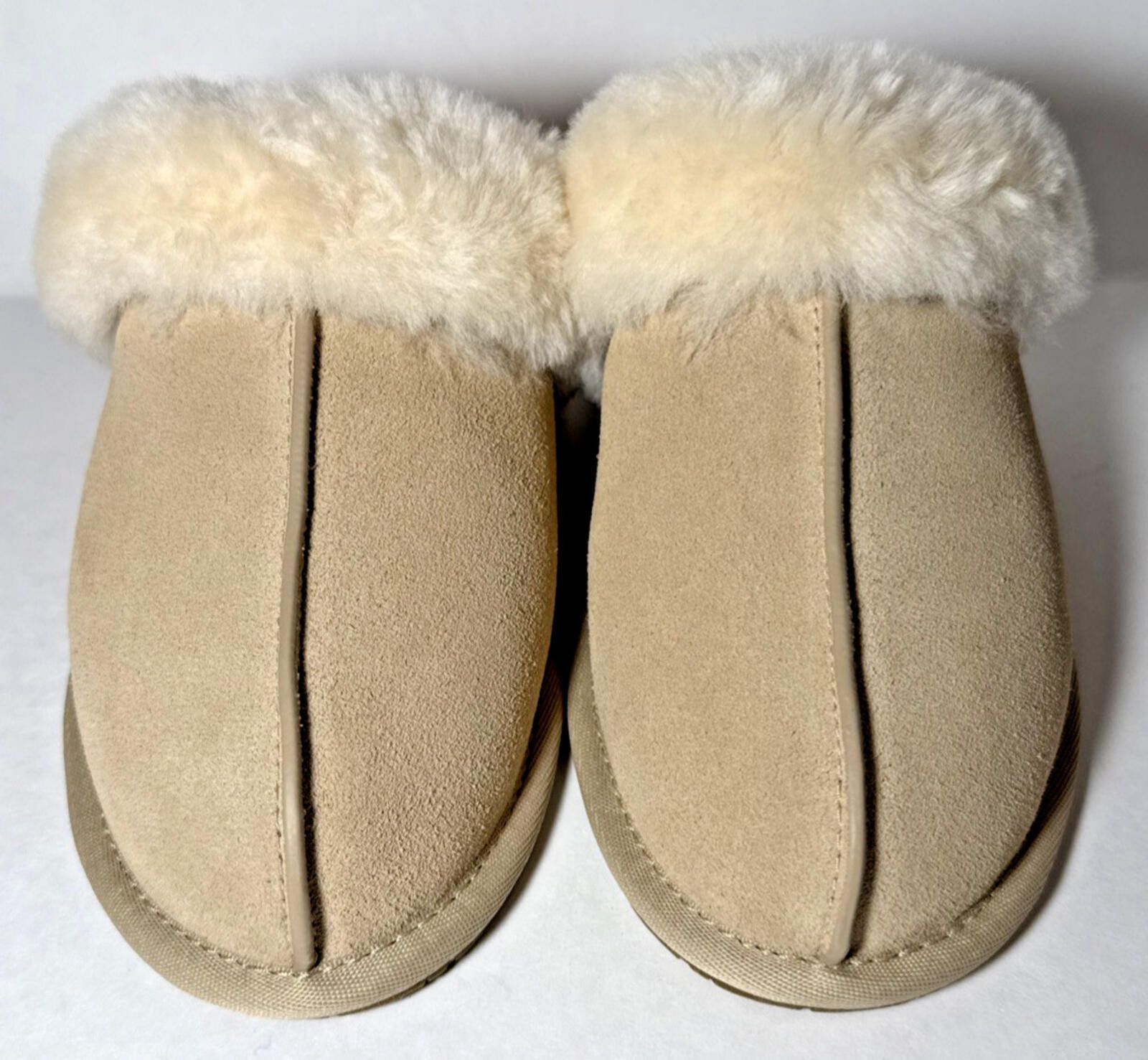 Ugg UGG Scuffette II Suede and Sheepskin Women's Slippers Sand Size US 6 / IT 36 - 4 Thumbnail