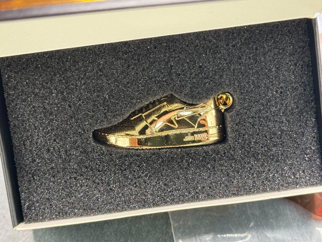 Bape NEW! Bape Card Member Exclusive Sta Shoe Necklace Size ONE SIZE - 4 Thumbnail