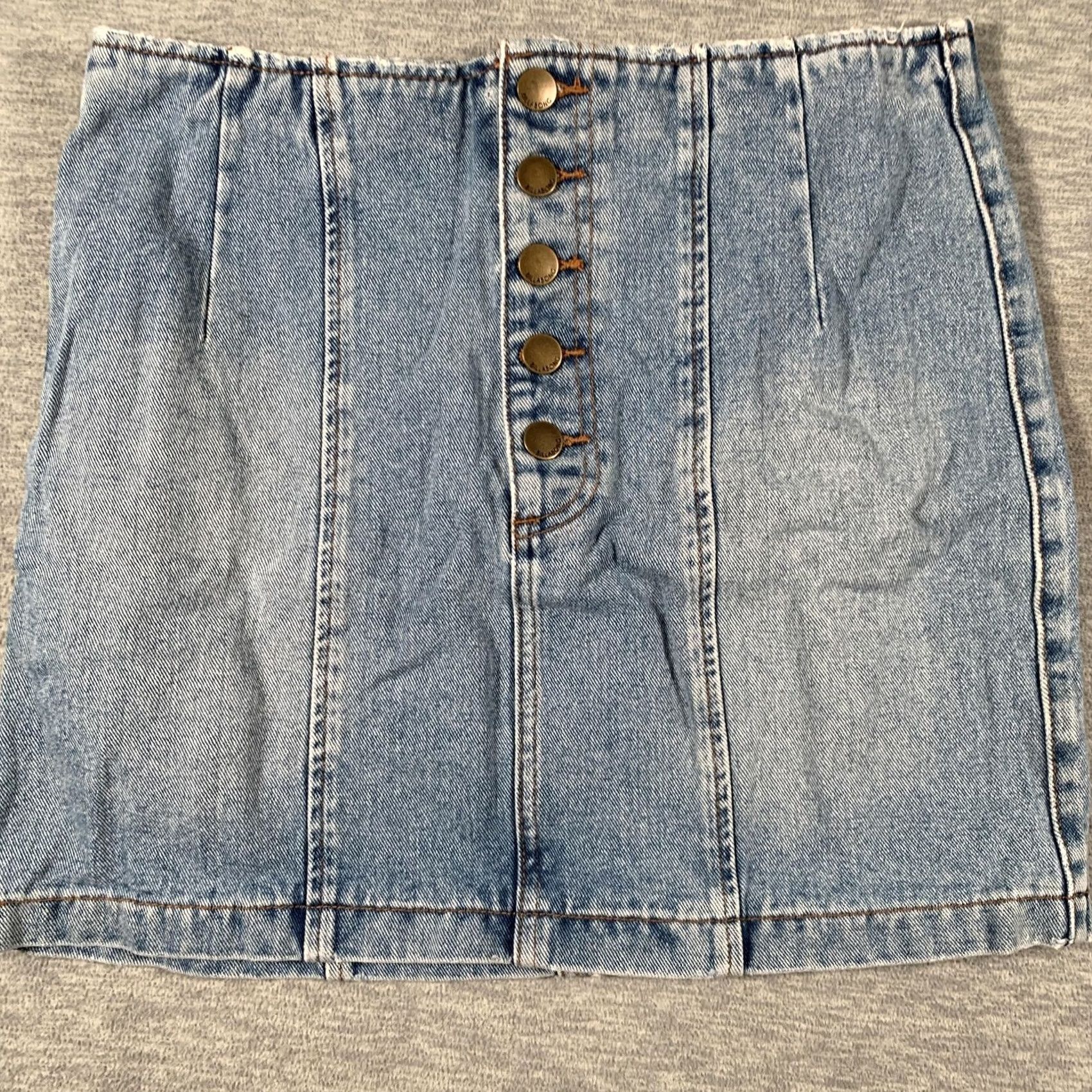 Billabong Billabong Skirt Womens 31 Blue Denim Button Front Mini High Waist Casual Summer Size 24" / US 00 / IT 34 - 3 Thumbnail