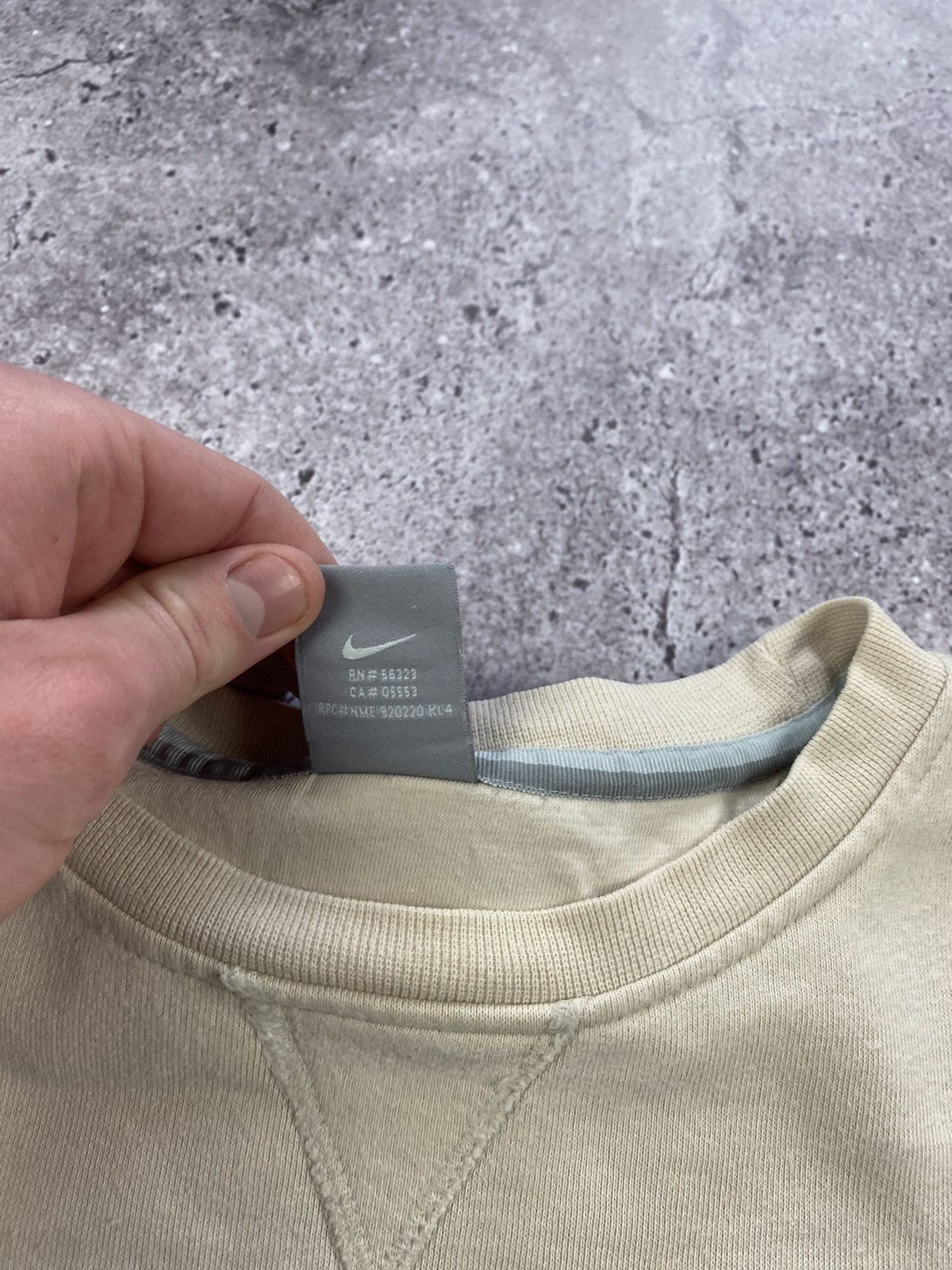 Nike × Vintage VINTAGE Y2K NIKE SWEATSHIRT CREWNECK MINI SWOOSH Size US L / EU 52-54 / 3 - 5 Thumbnail