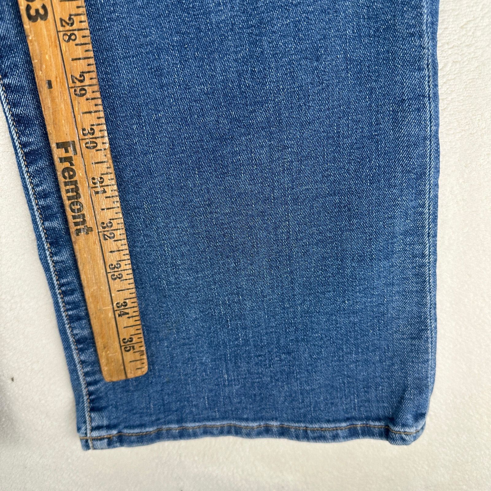 Hudson HUDSON WOMEN'S 32 BLAIR HIGH RISE BOOTCUT CROP MEDIUM WASH Size 32" / US 10 / IT 46 - 5 Thumbnail