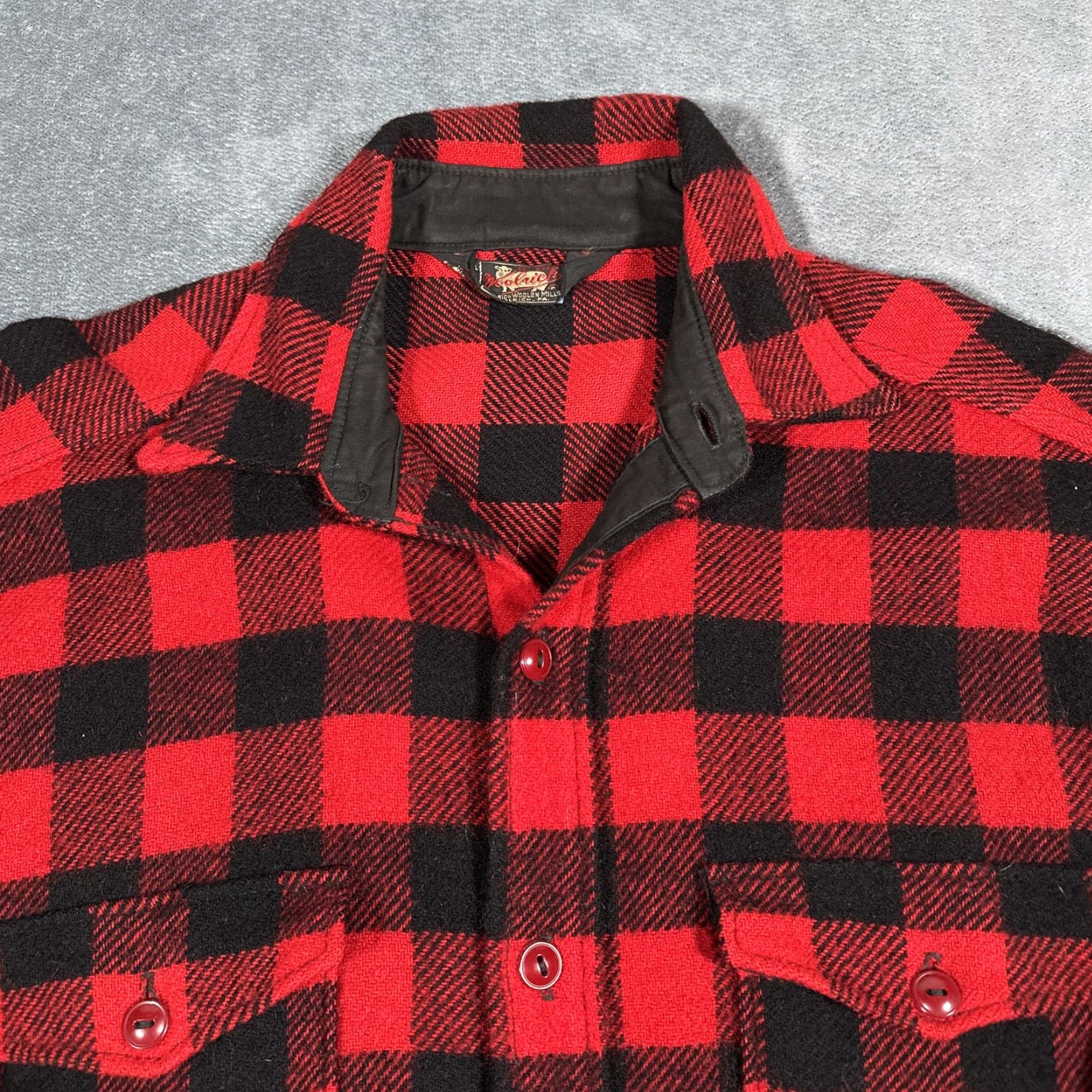 Vintage VINTAGE Woolrich Flannel Shirt Mens Large Red Black Buffalo Plaid 1950s Long Sleeve Classic Workwear Size US L / EU 52-54 / 3 - 2 Thumbnail