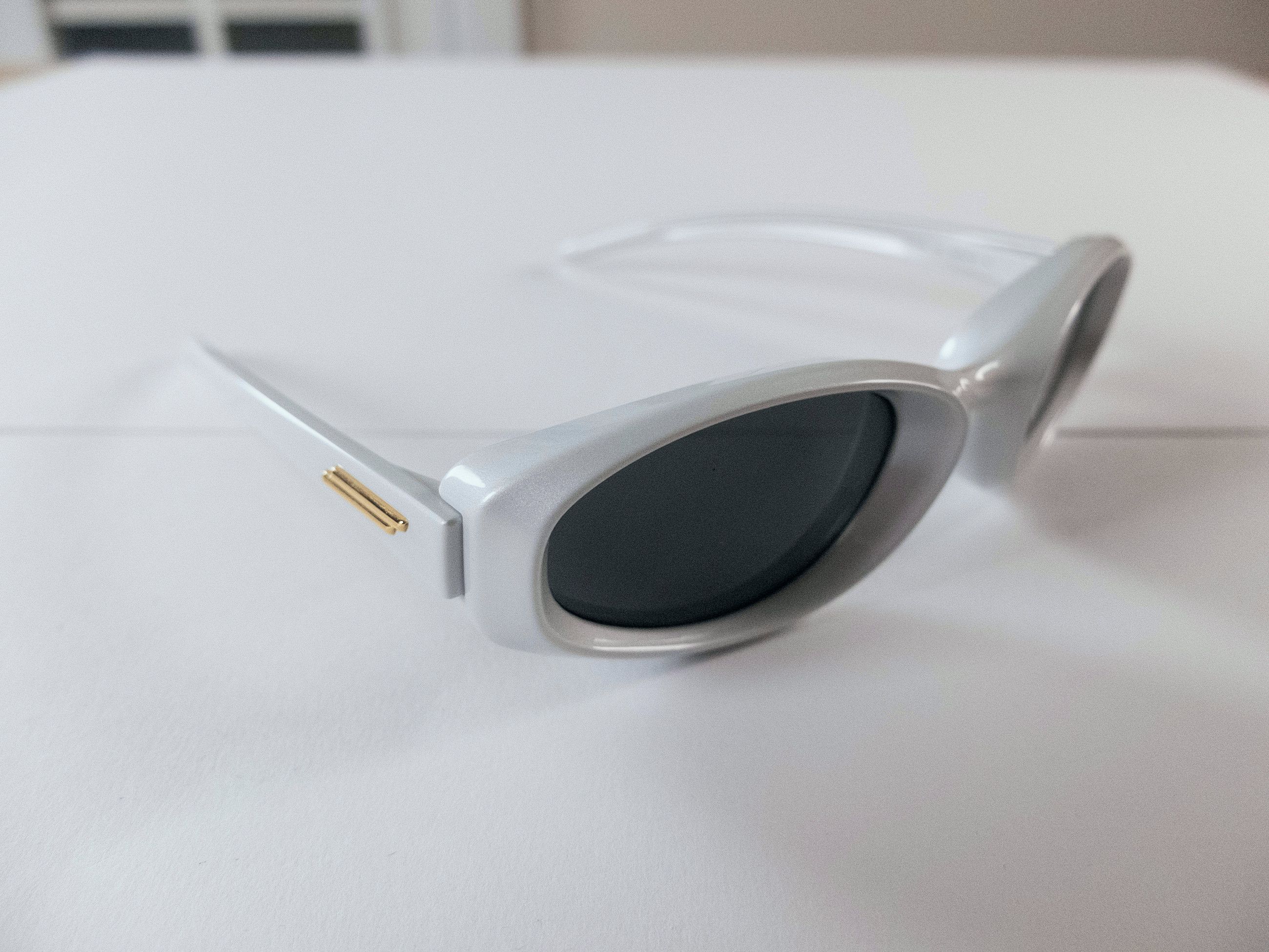 Bottega Veneta BOTTEGA VENETA Arch white oval injection sunglasses Size ONE SIZE - 1 Thumbnail