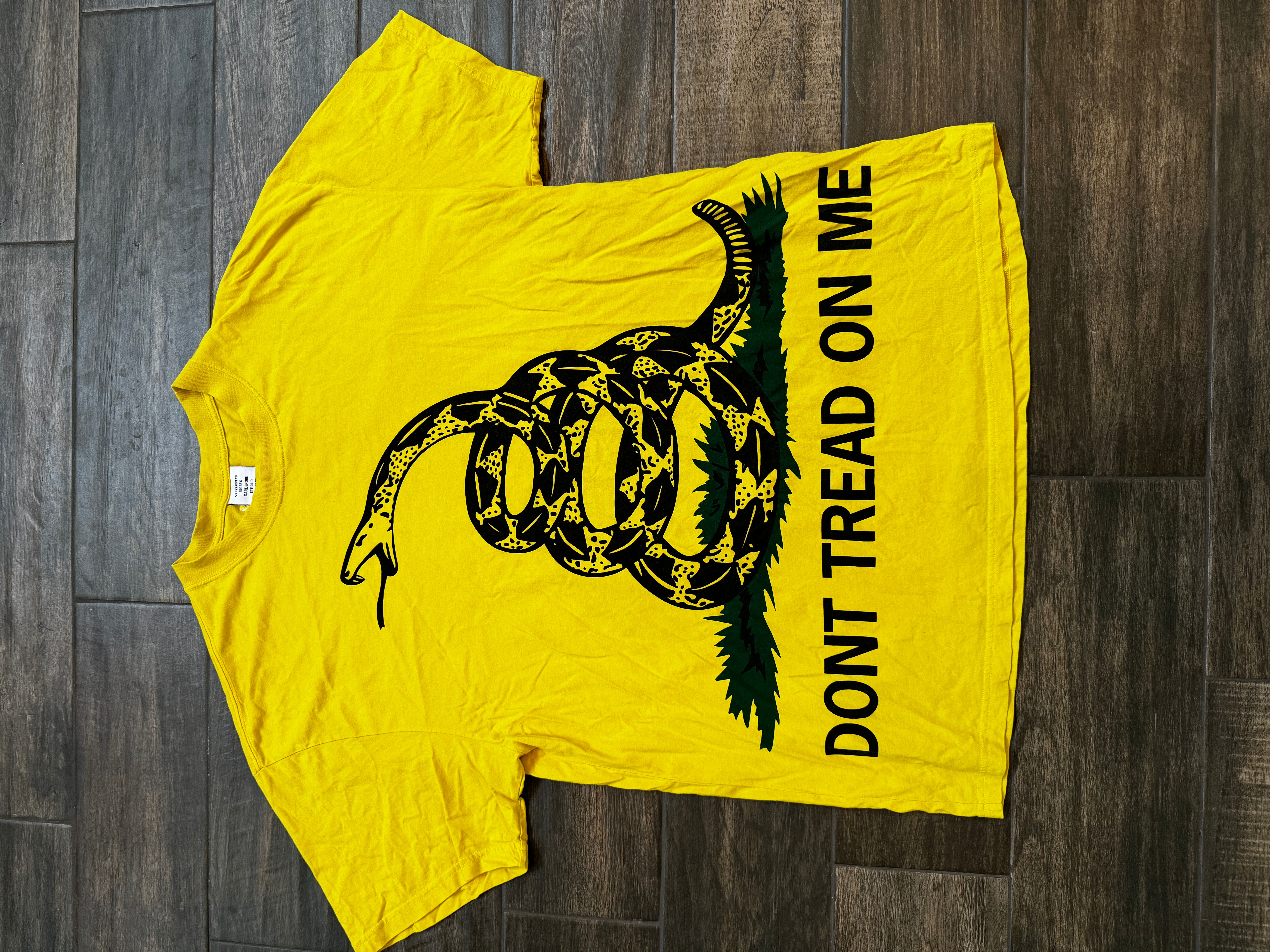 Pre-owned Vetements Don't Tread On Me Tee In Yellow