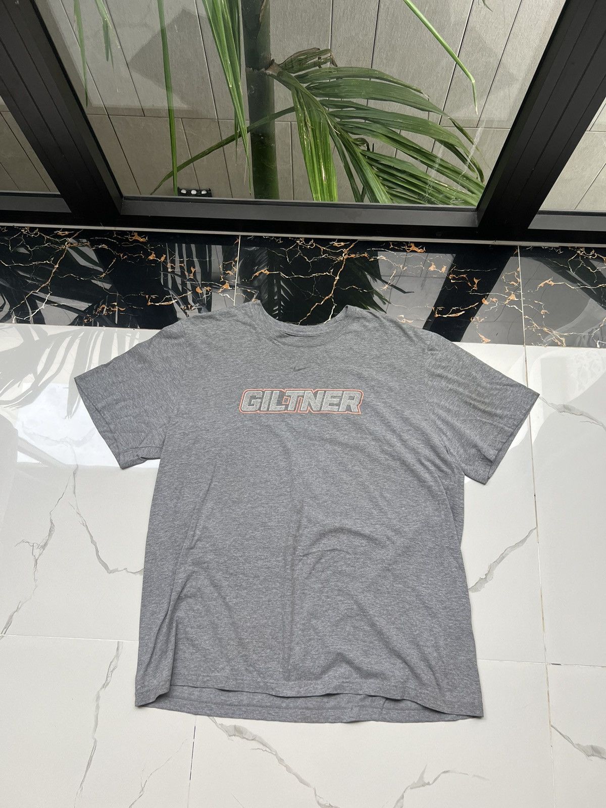 Nike × Vintage 90's NIKE GILTNER CENTR SWOOSH Y2K RARE TEE BIG LOGO Size US XL / EU 56 / 4 - 1 Thumbnail