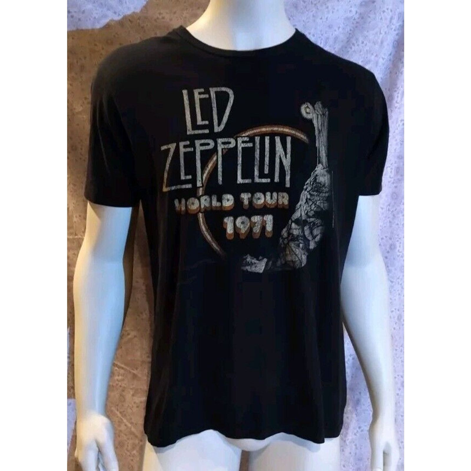 Other Vintage Bootleg Led Zeppelin 1971 World Tour Black Tee Lrg Size L / US 10 / IT 46 - 2 Thumbnail