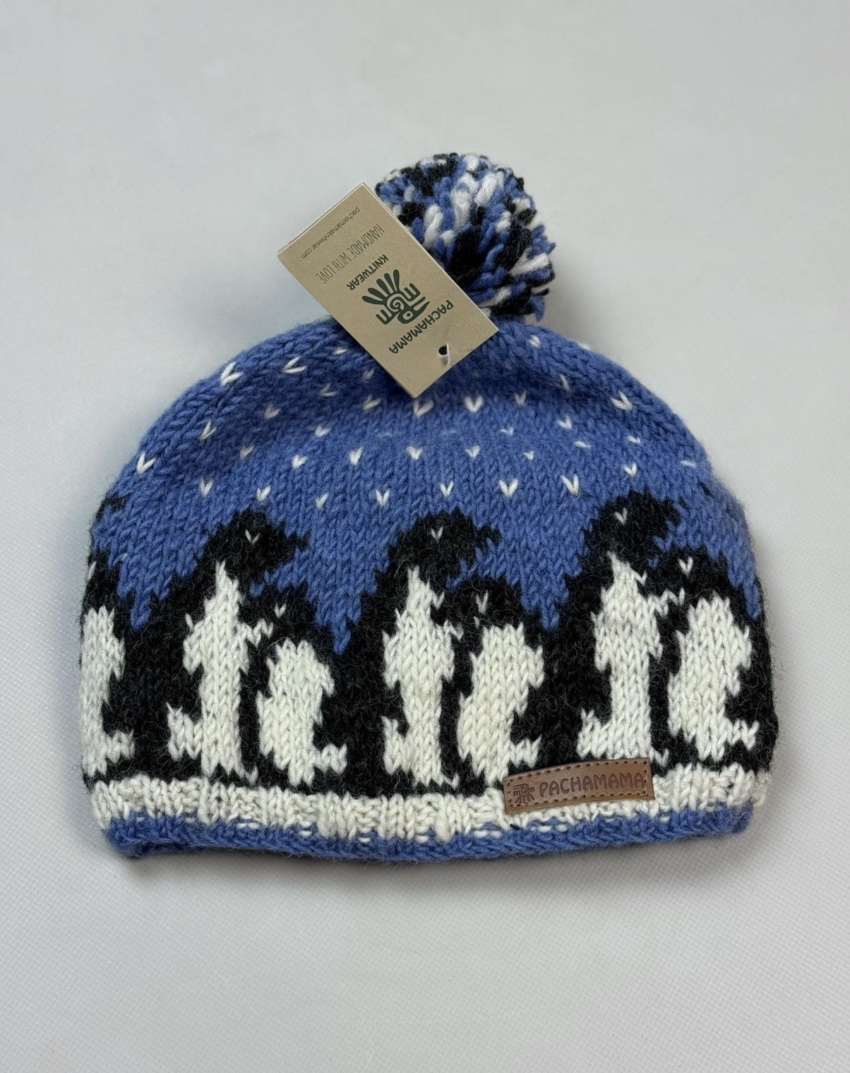 Other BNWT! Pachamama Hand Knitted Wool Pinguin Bobble Beanie Hat Size ONE SIZE - 1 Thumbnail