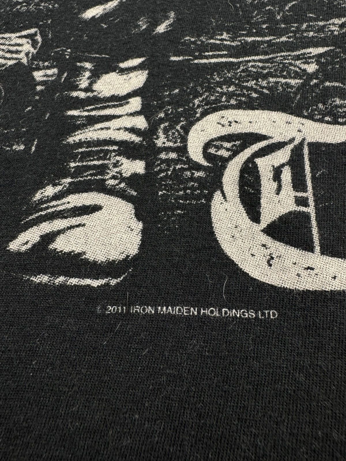 Iron Maiden Iron Maiden 2011 The Trooper Rock Tour Rap Faded Merch Devil Band T Shirt Jersey Size US L / EU 52-54 / 3 - 7 Thumbnail